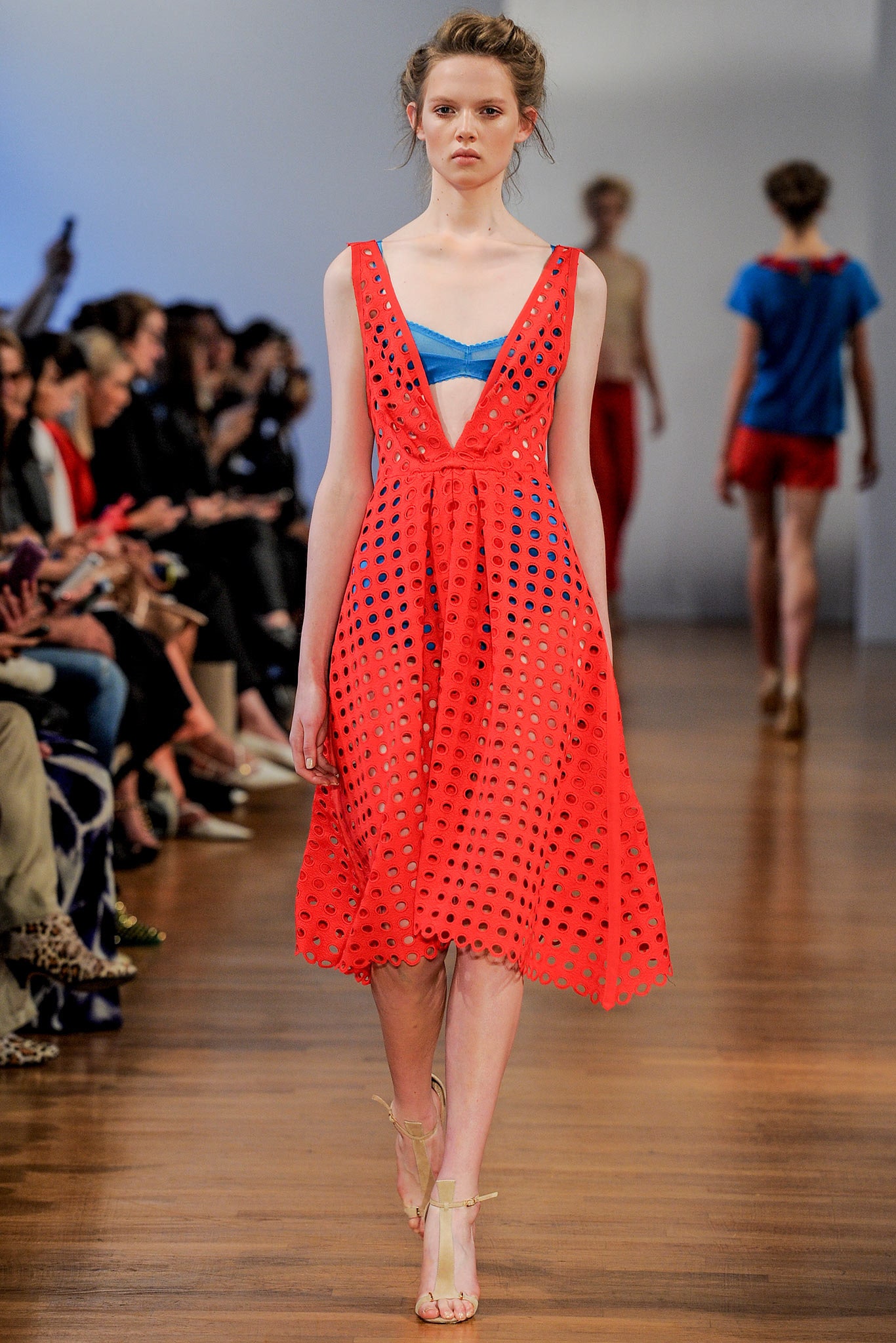Collette Dinnigan S/S 14 Look 160