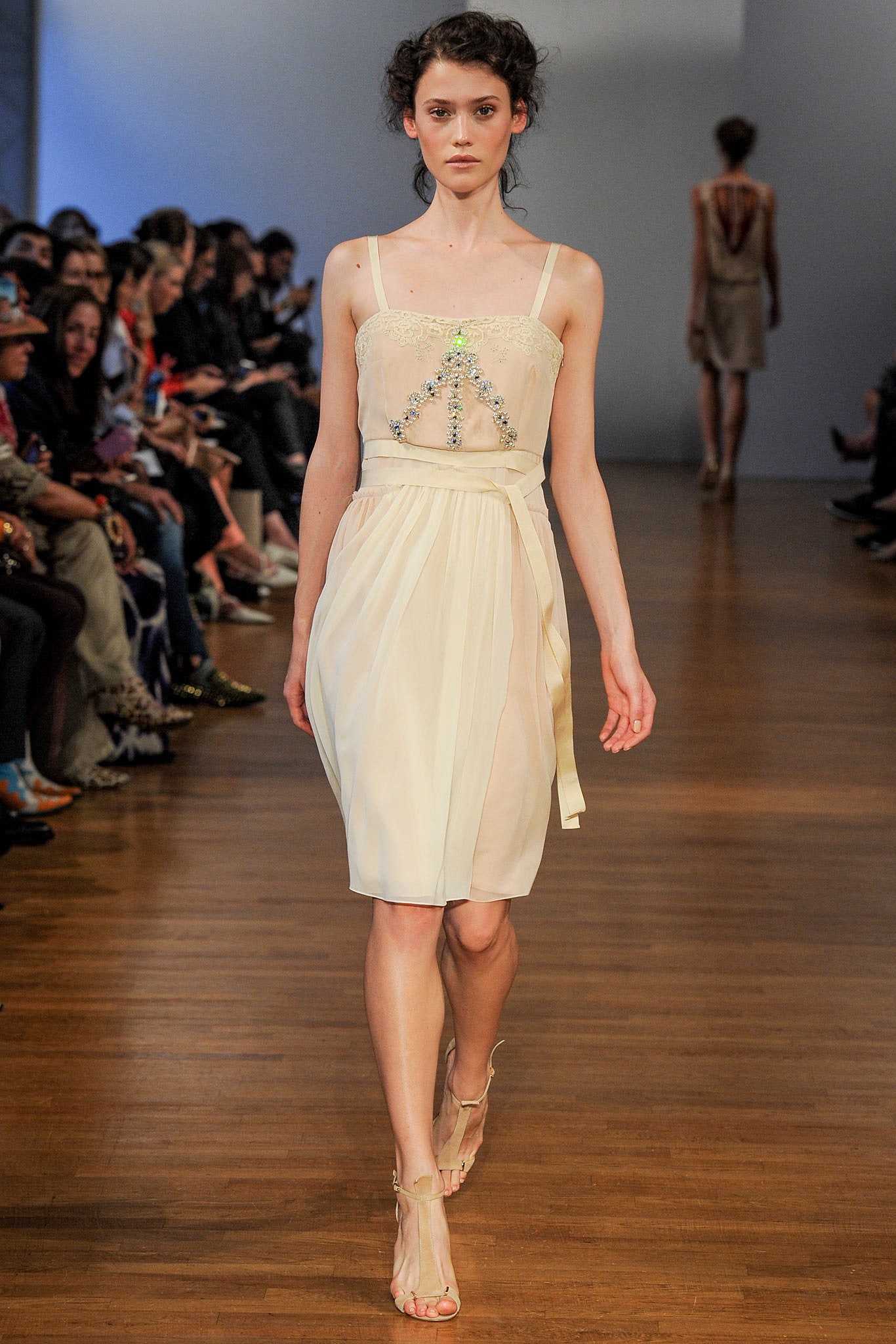 Collette Dinnigan S/S 14 Look 240