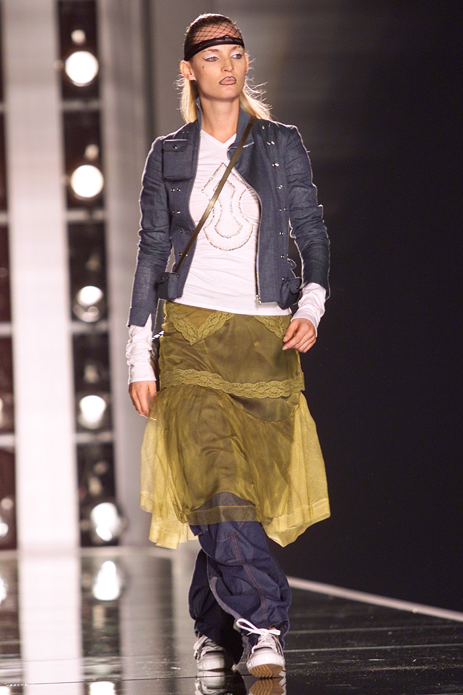 Christian Dior S/S 02 Look 80