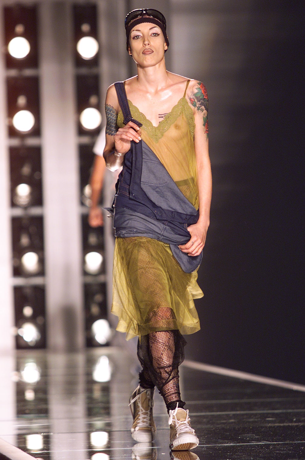 Christian Dior S/S 02 Look 94