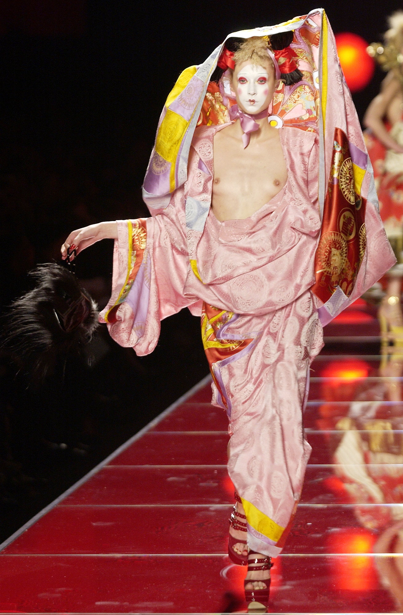 Christian Dior S/S 03 Couture Look 51