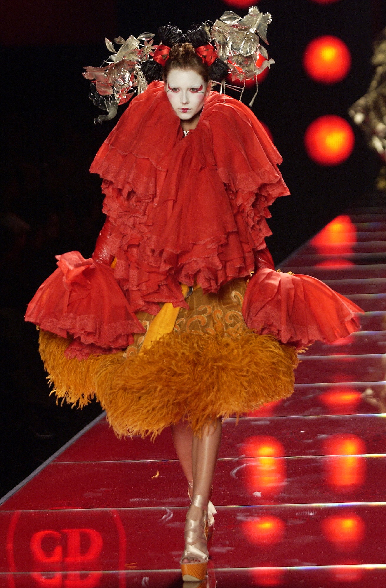 Christian Dior S/S 03 Couture Look 61