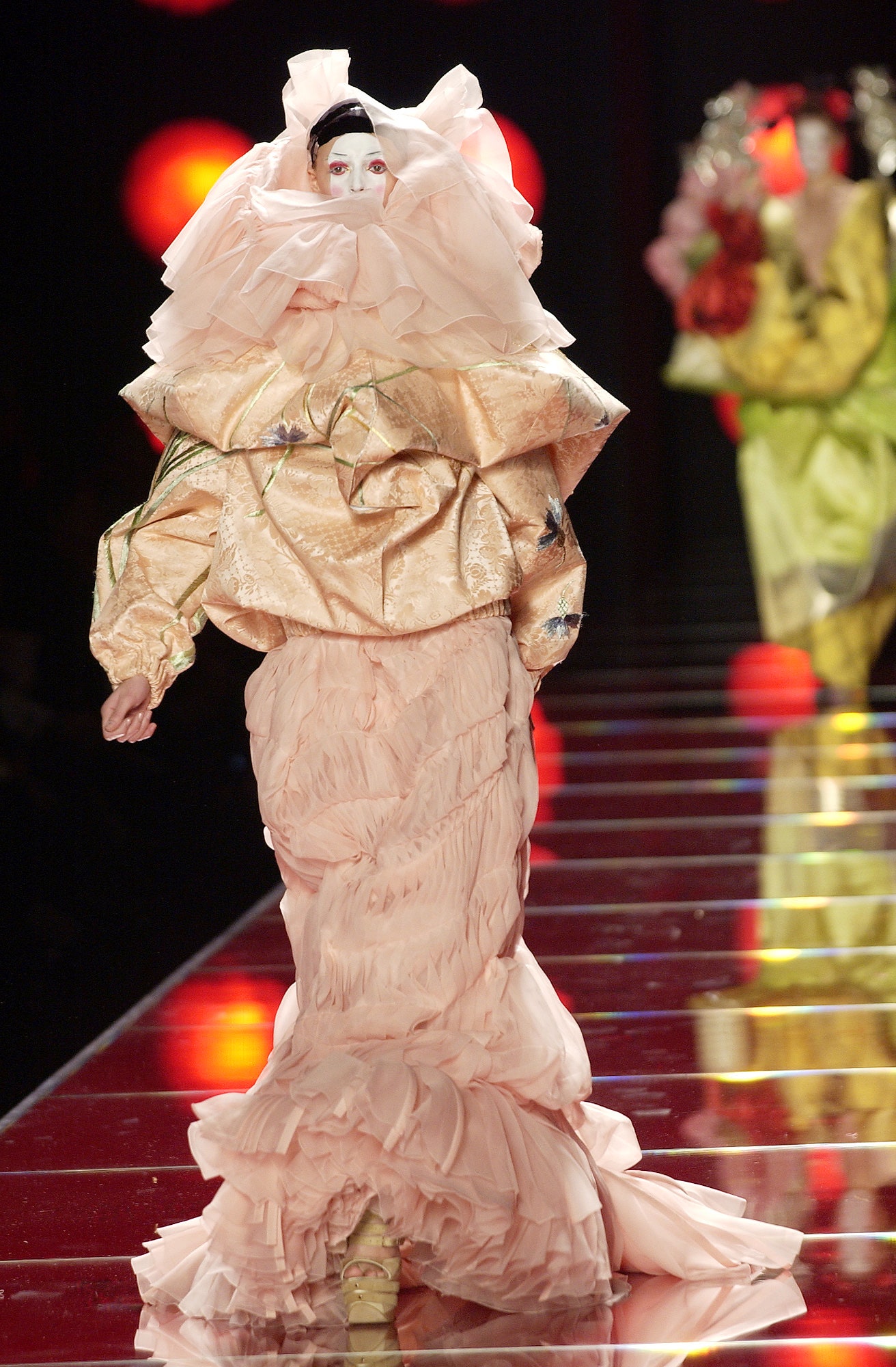 Christian Dior S/S 03 Couture Look 71