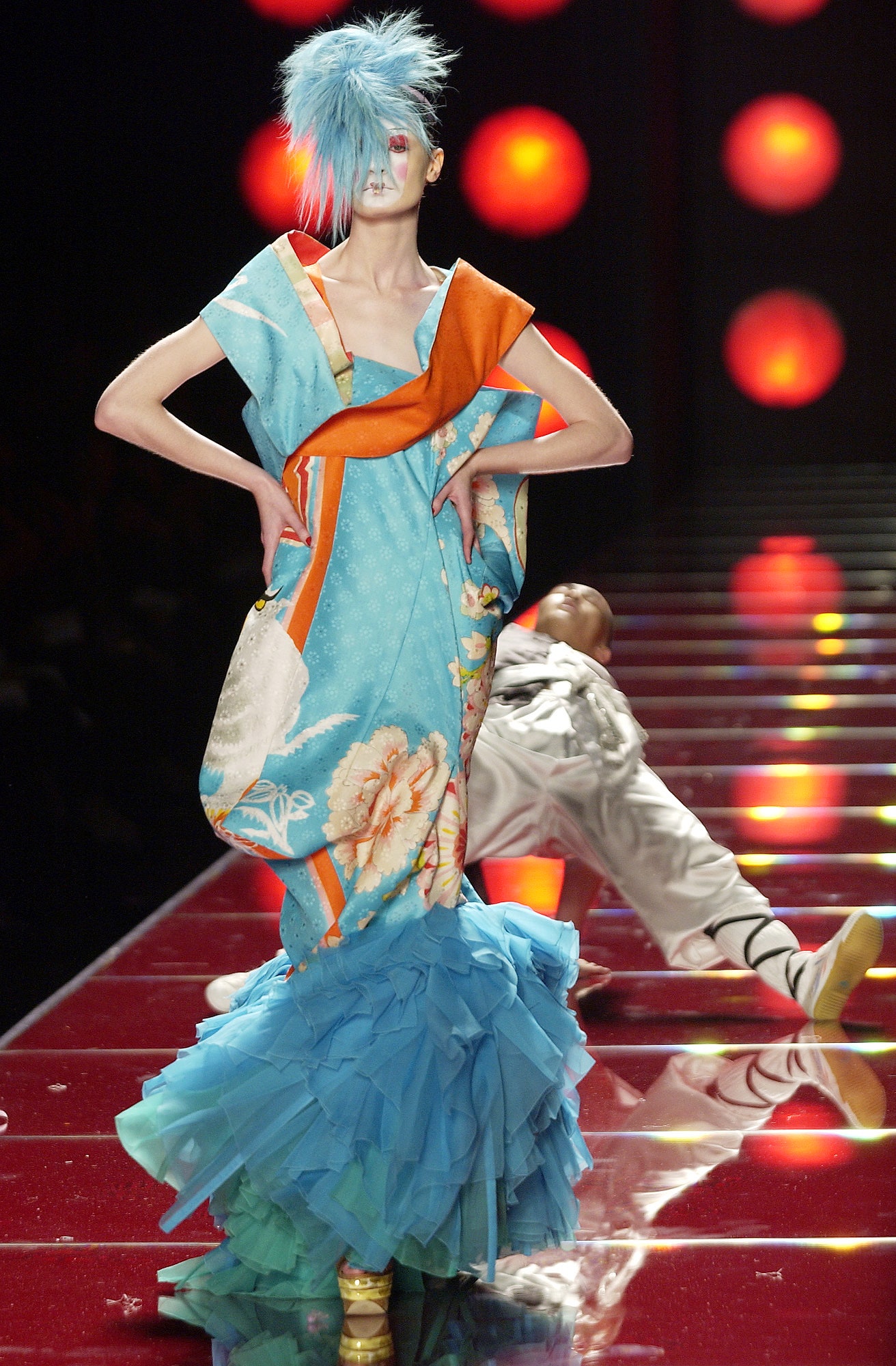 Christian Dior S/S 03 Couture Look 117
