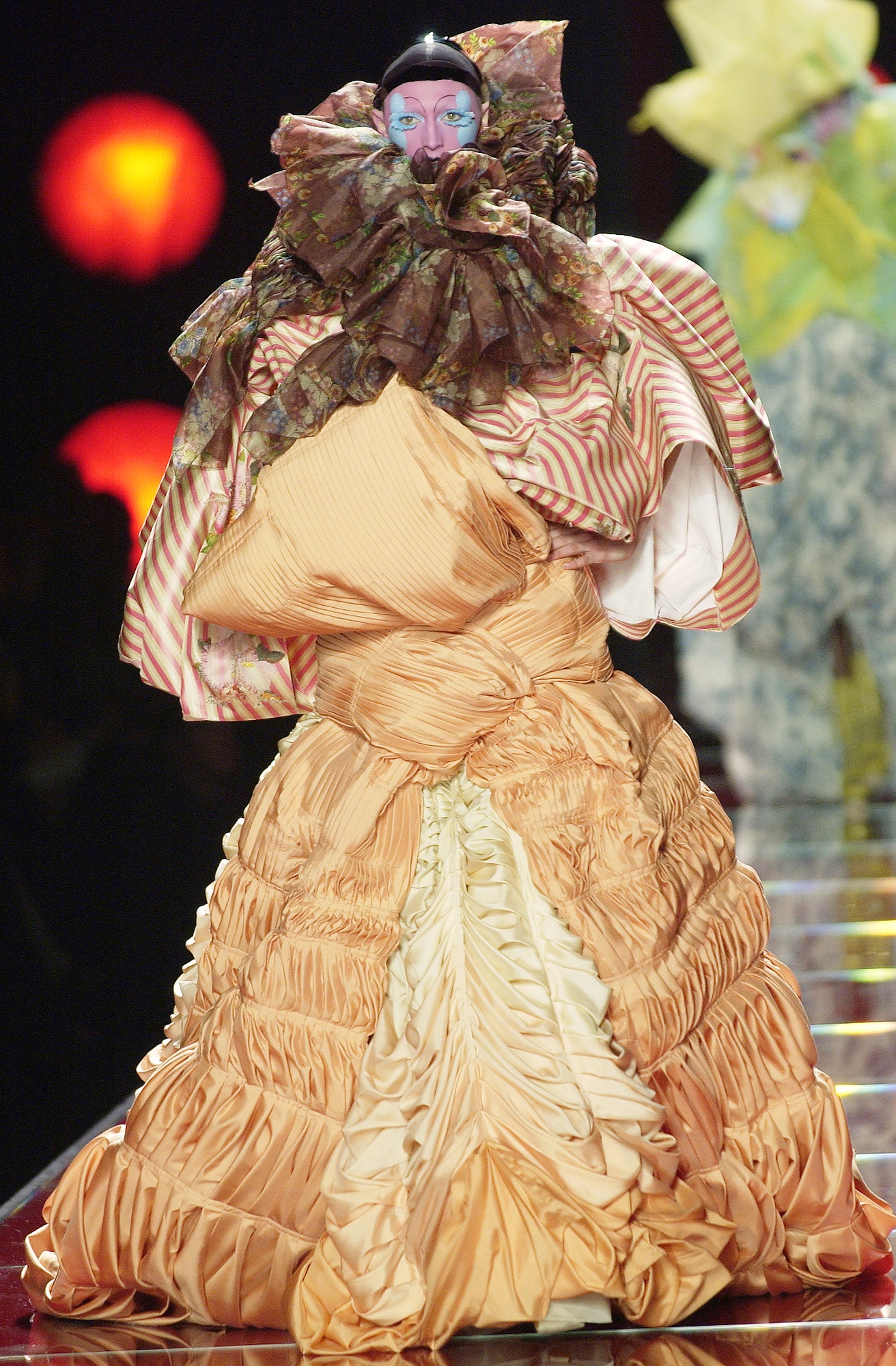 Christian Dior S/S 03 Couture Look 206