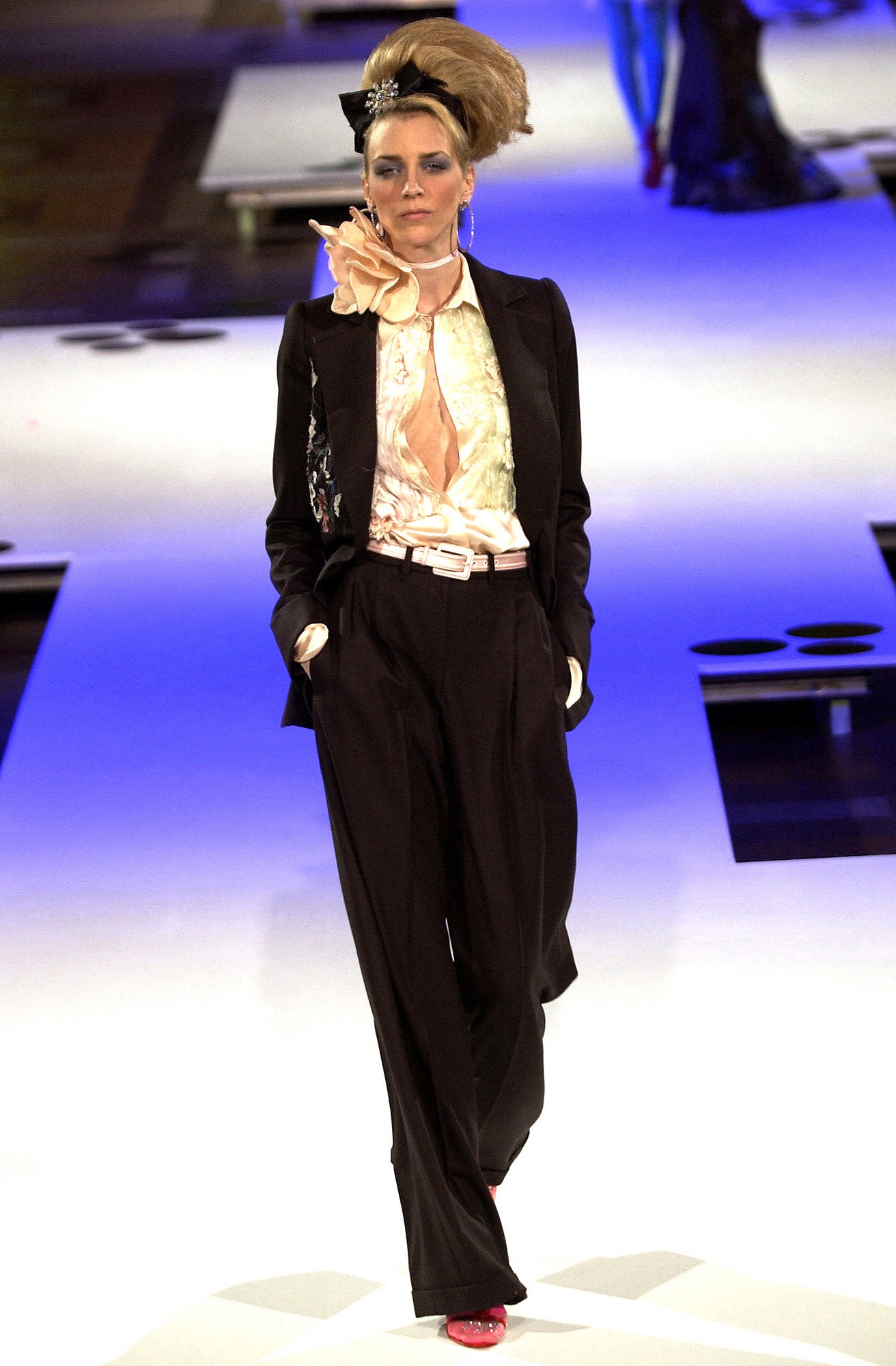 Christian Lacroix S/S 04 Couture Look 15