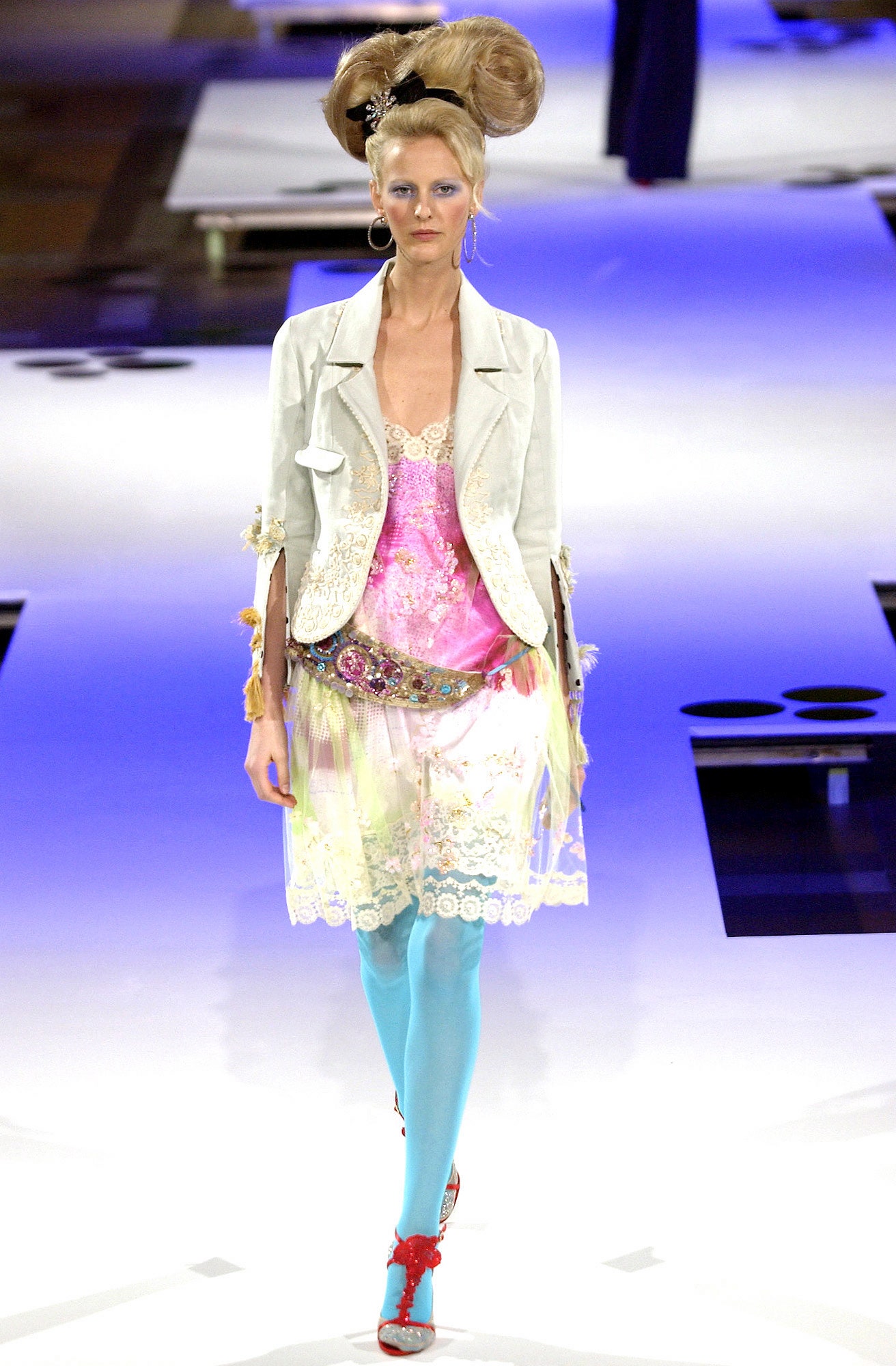 Christian Lacroix S/S 04 Couture Look 37
