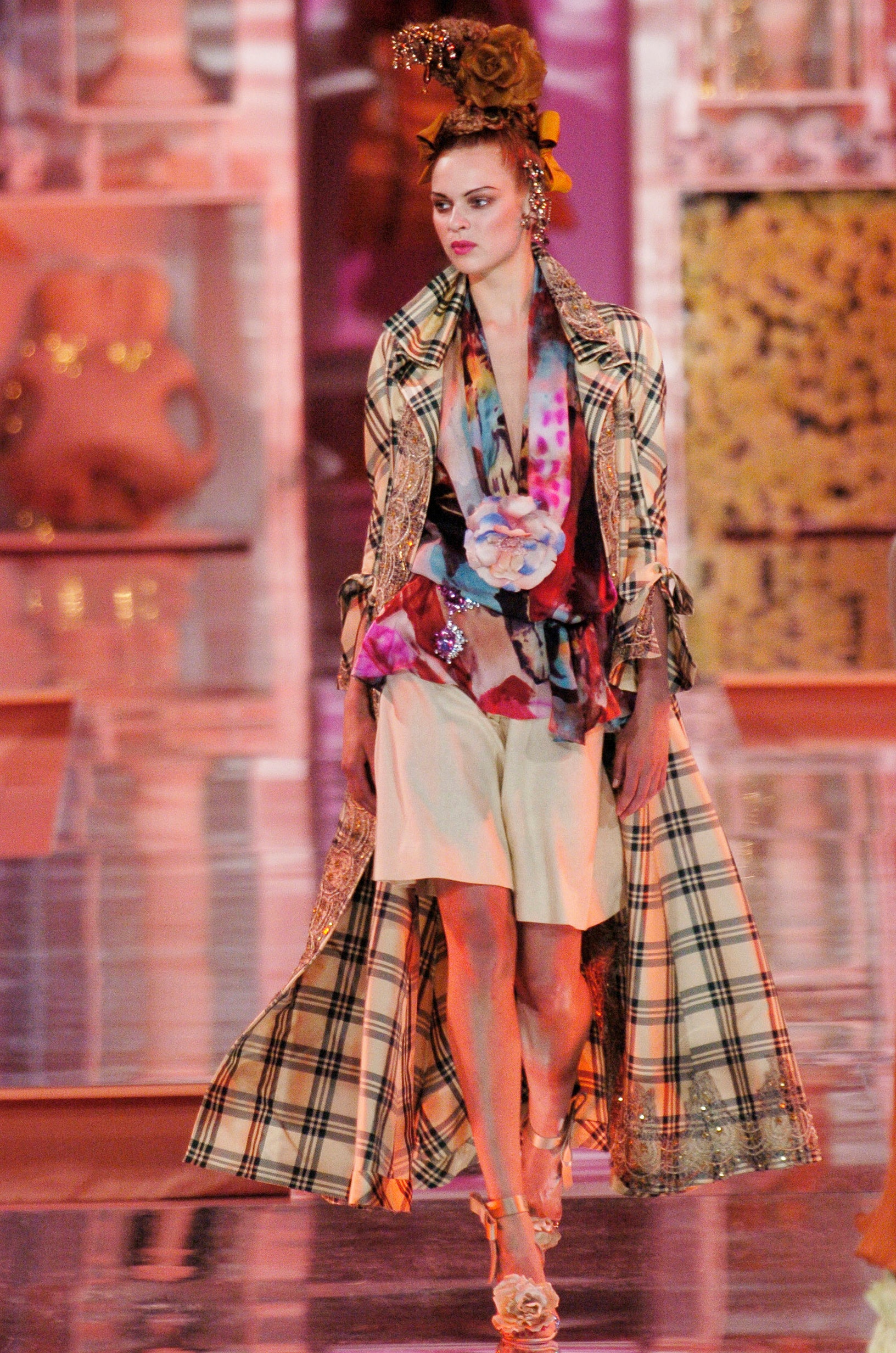 Christian Lacroix S/S 05 Couture Look 24