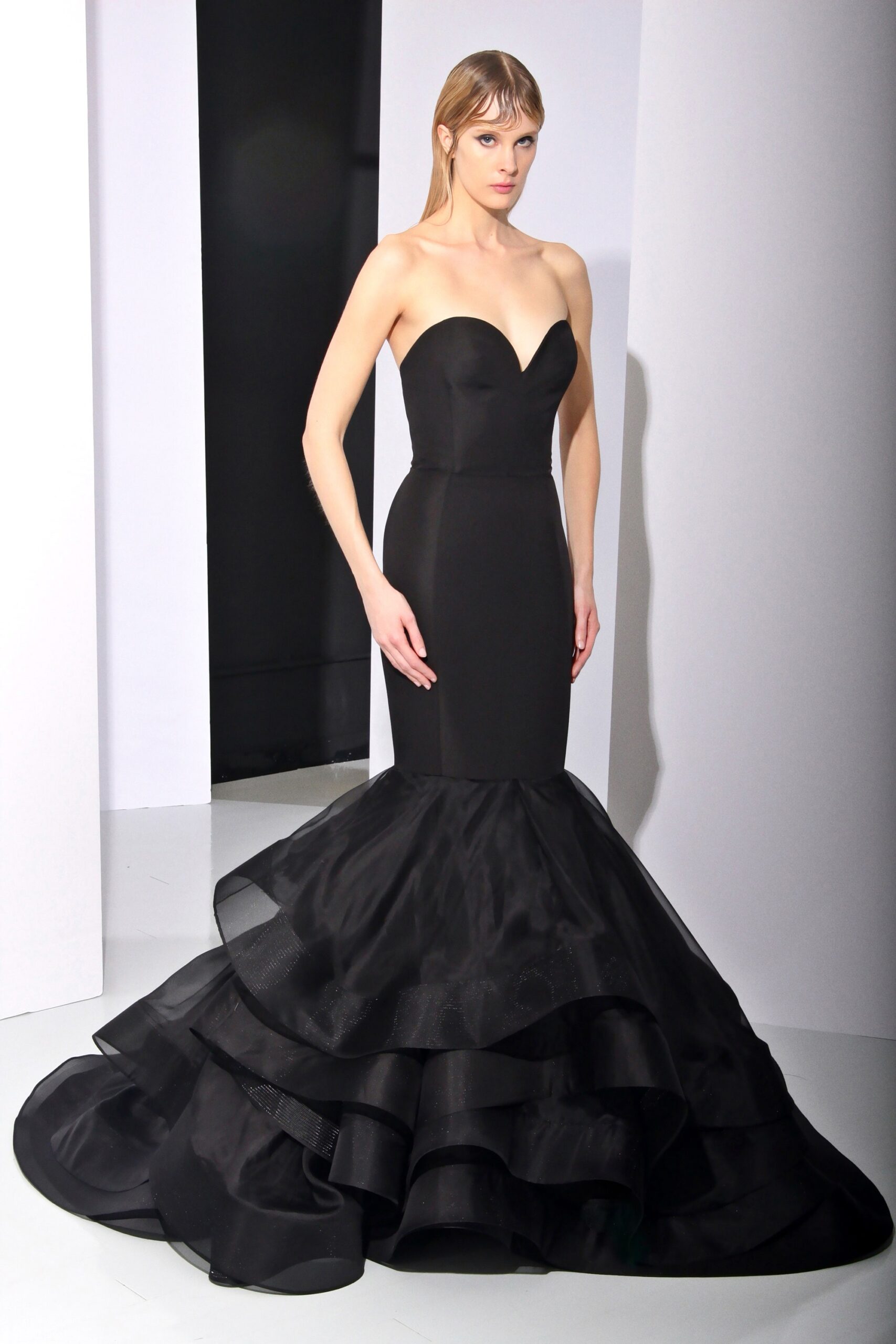 Christian Siriano F/W 16 Look 435