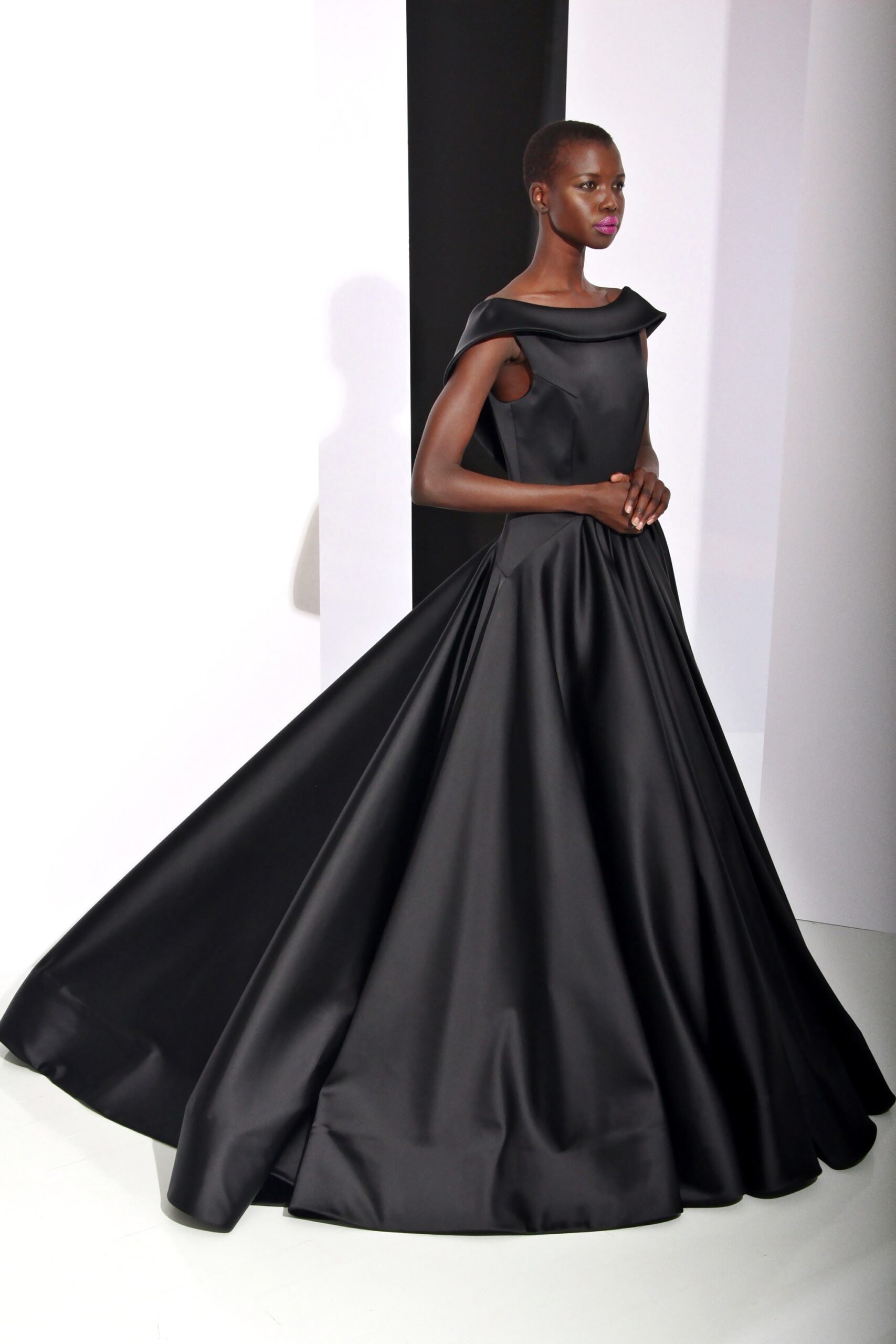 Christian Siriano F/W 16 Look 489
