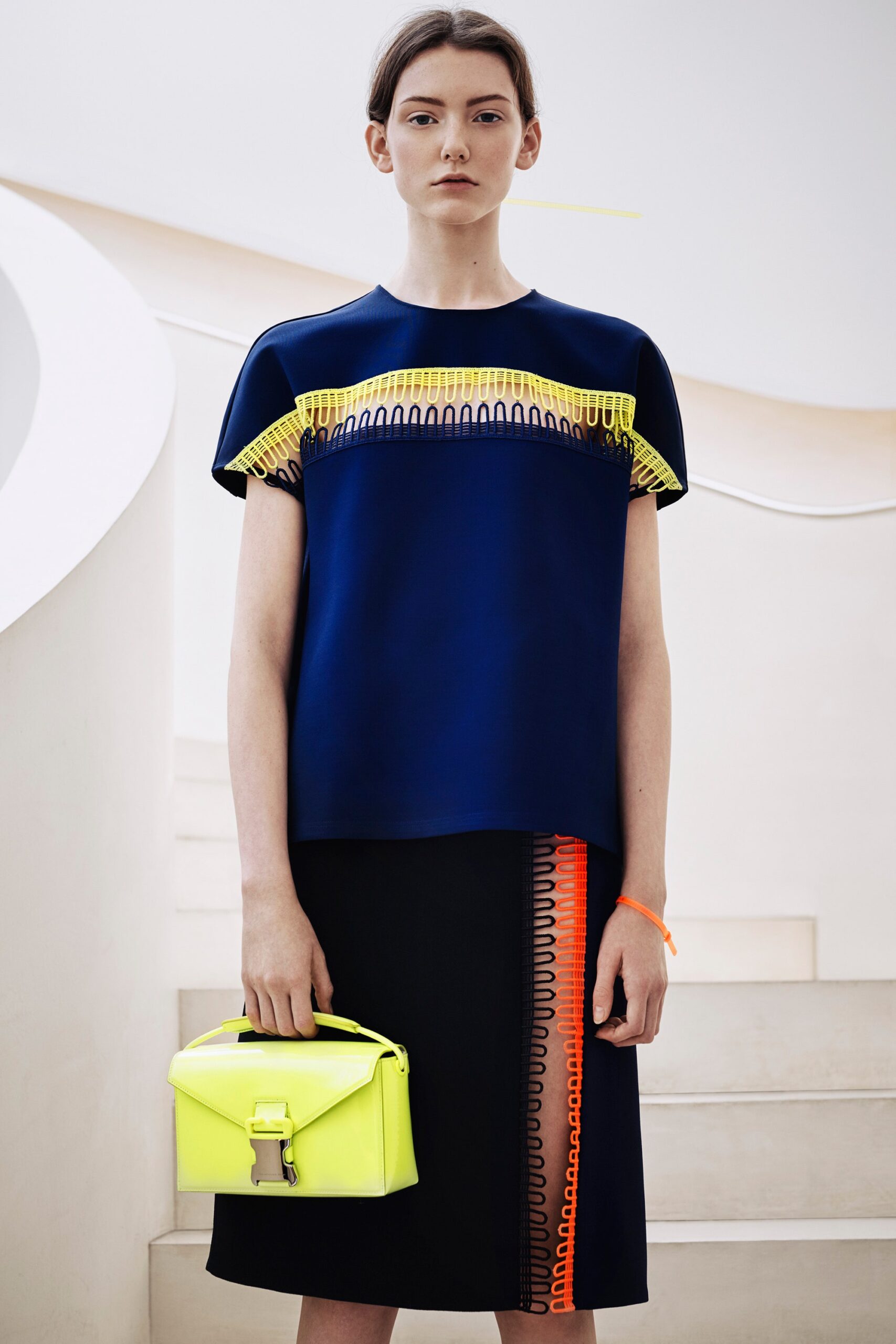 Christopher Kane F/W 16 Look 54
