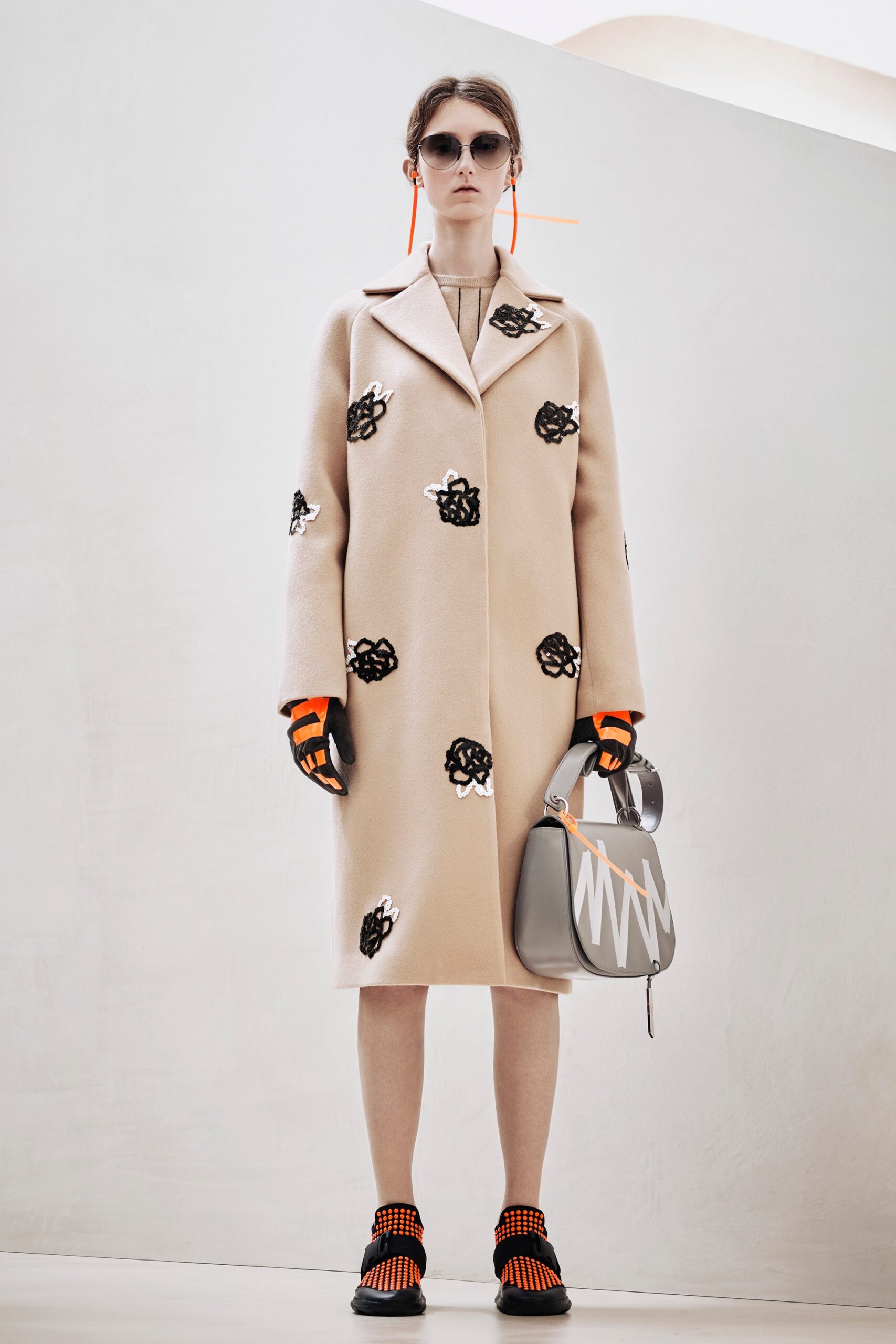 Christopher Kane F/W 16 Look 129