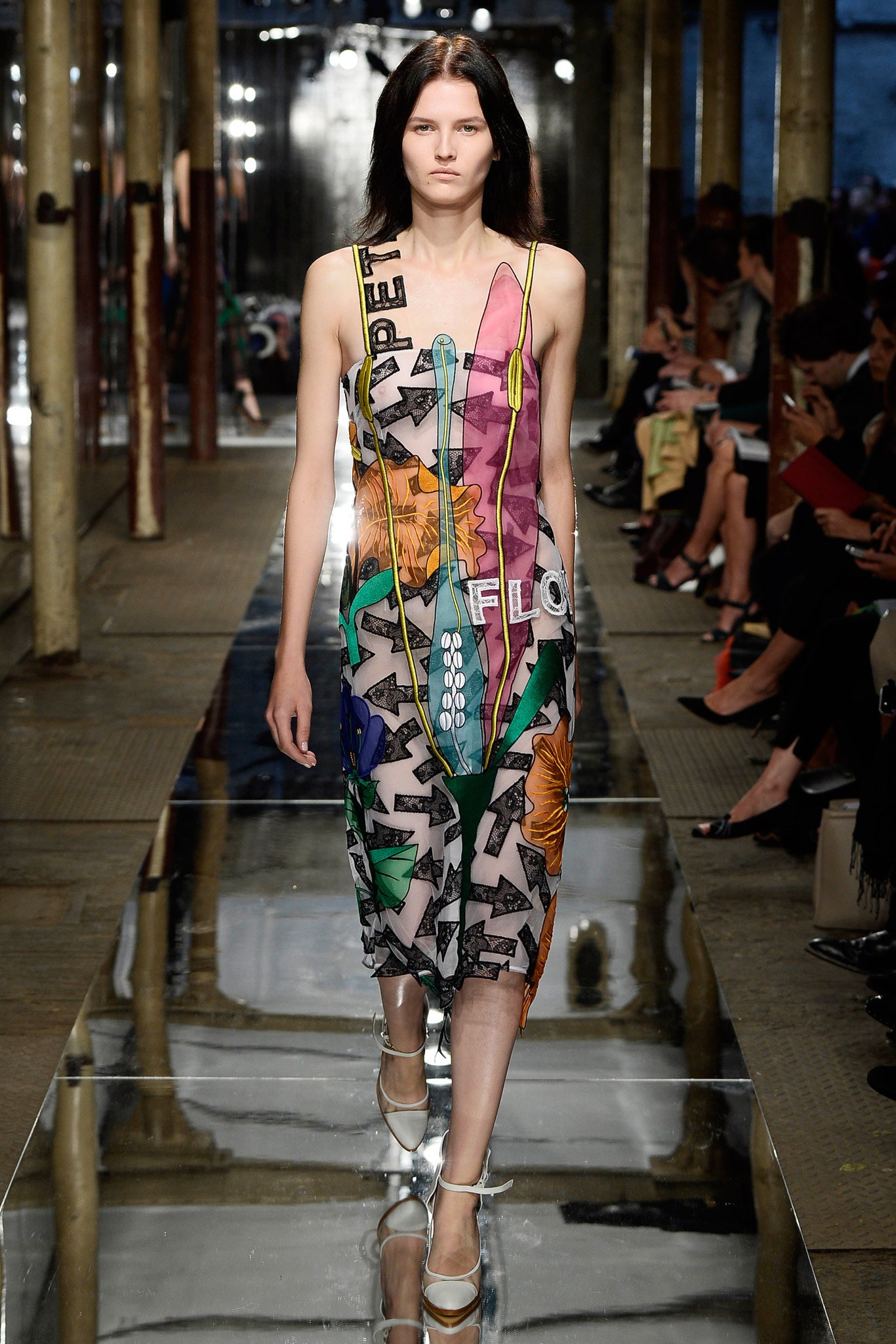 Christopher Kane S/S 14 Look 328