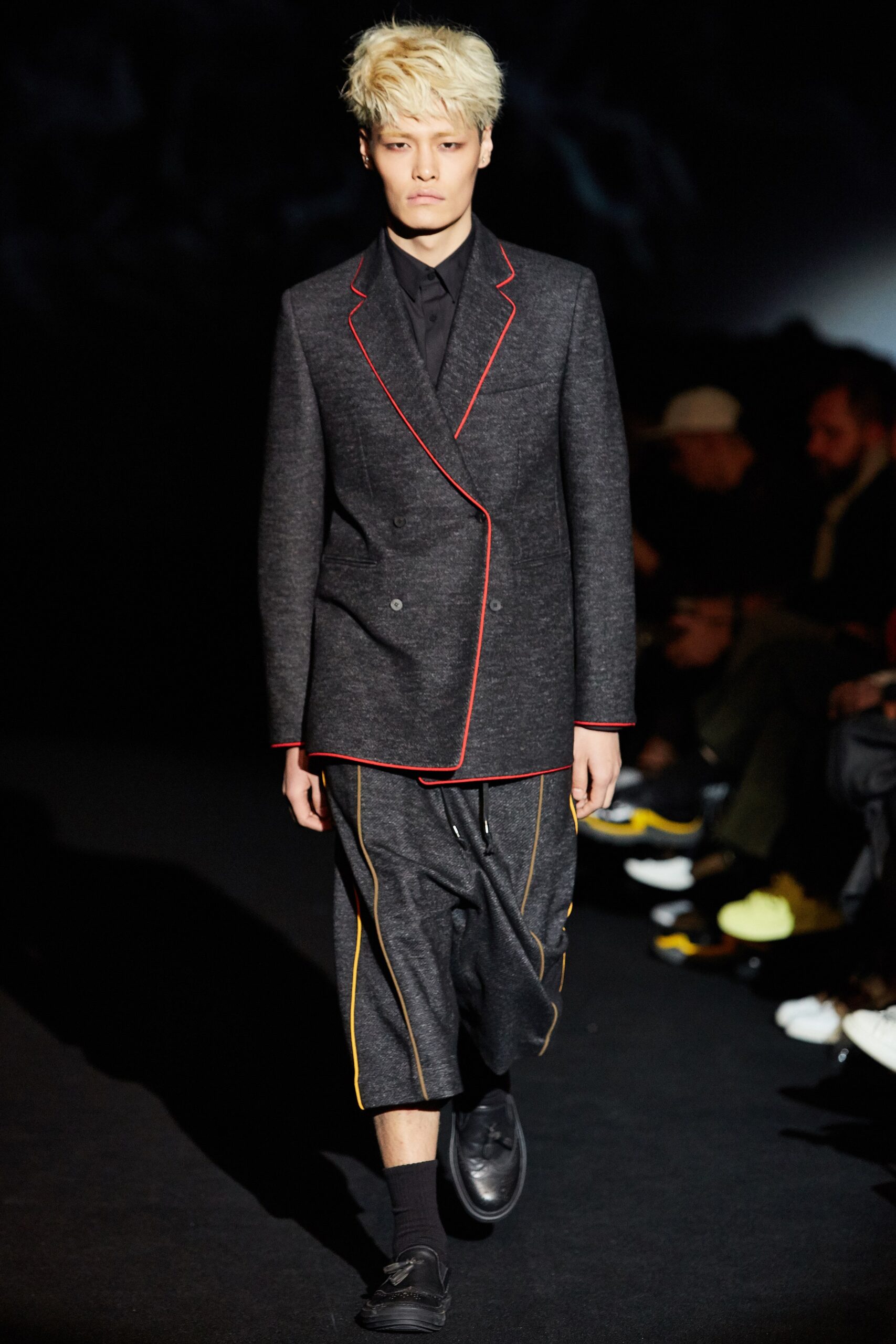 D.Gnak Seoul F/W 16 Look 25