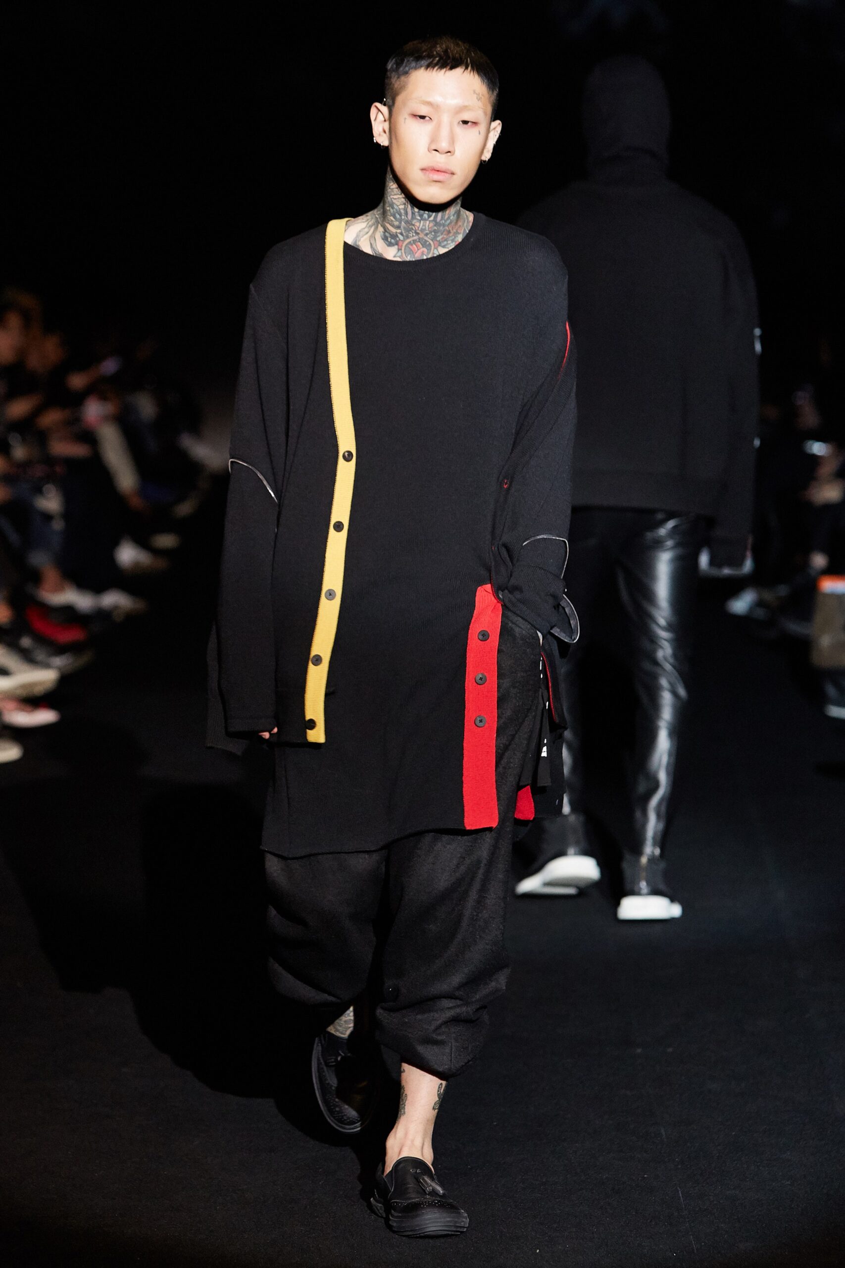 D.Gnak Seoul F/W 16 Look 44