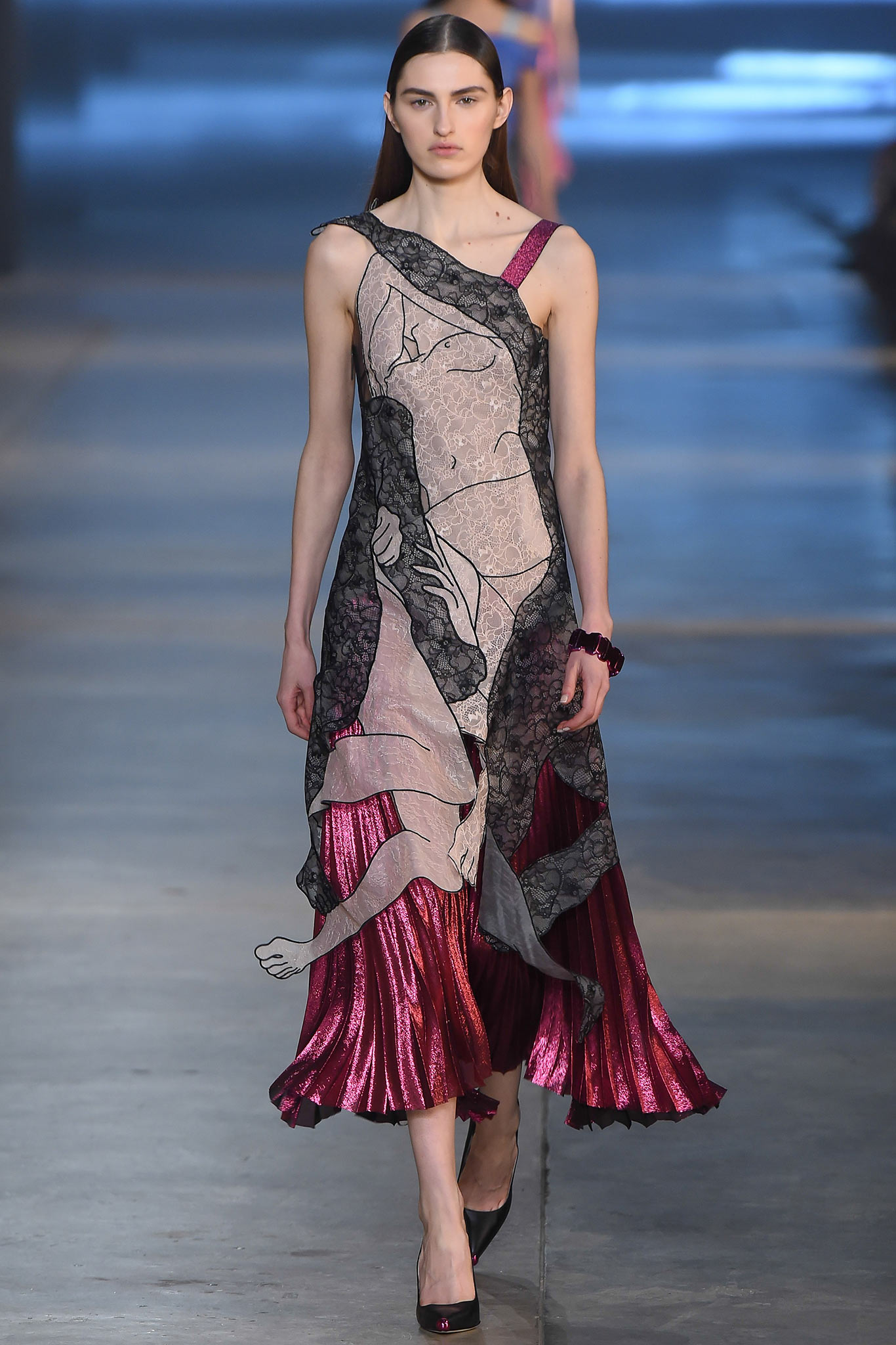 Christopher Kane F/W 15 Look 327