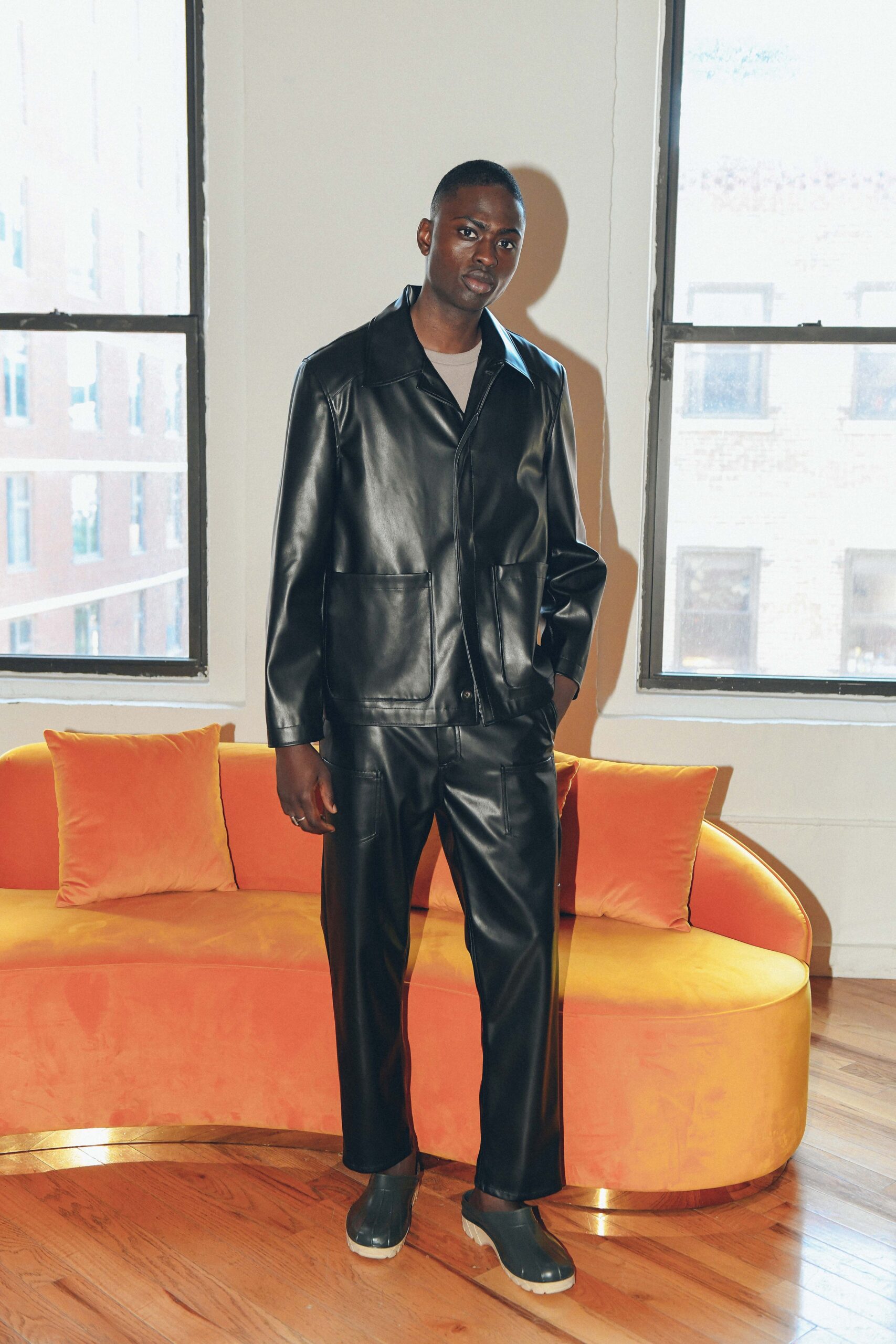 Deveaux Spring 2022 Menswear