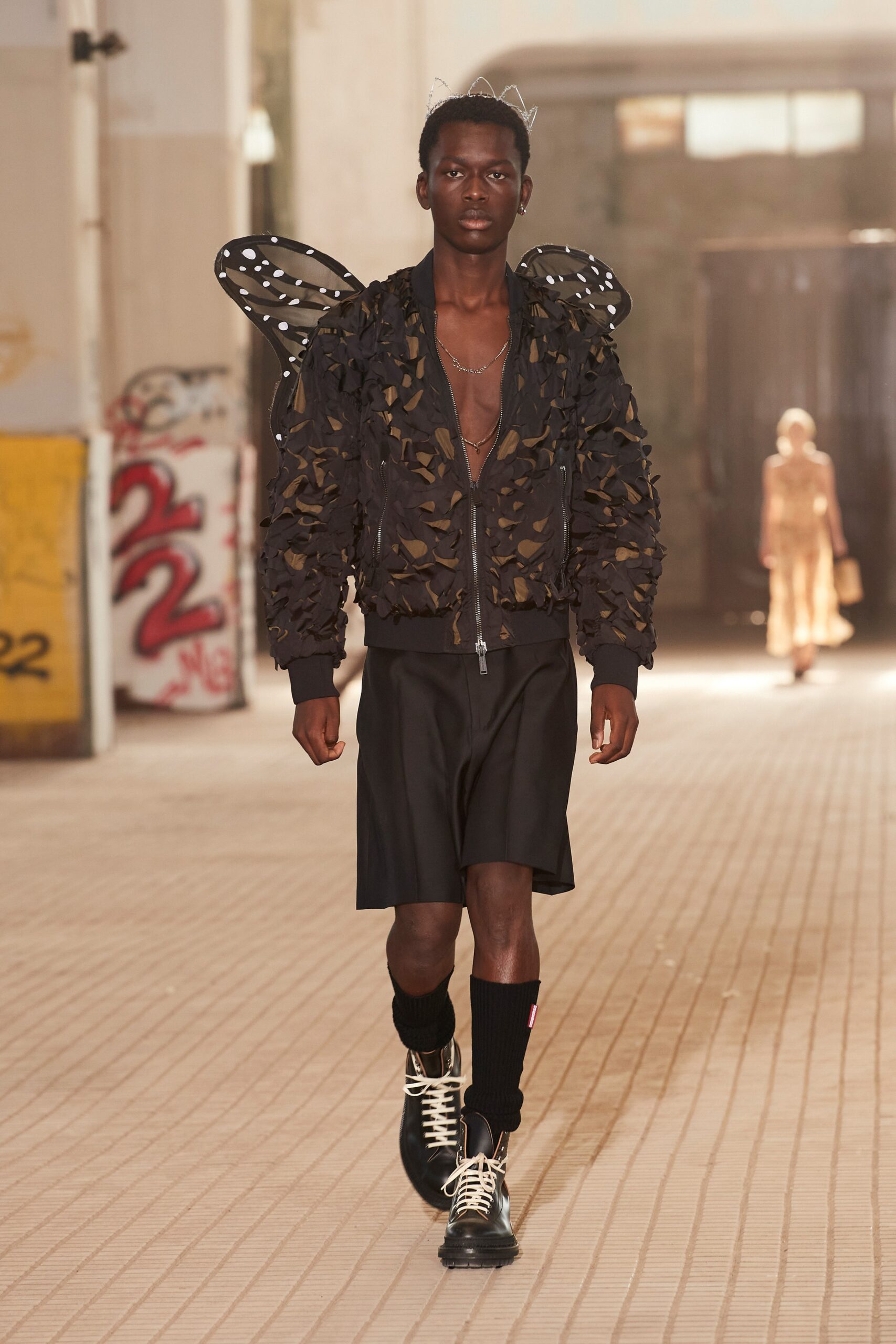 Dsquared2 S/S 22 Menswear Look 2