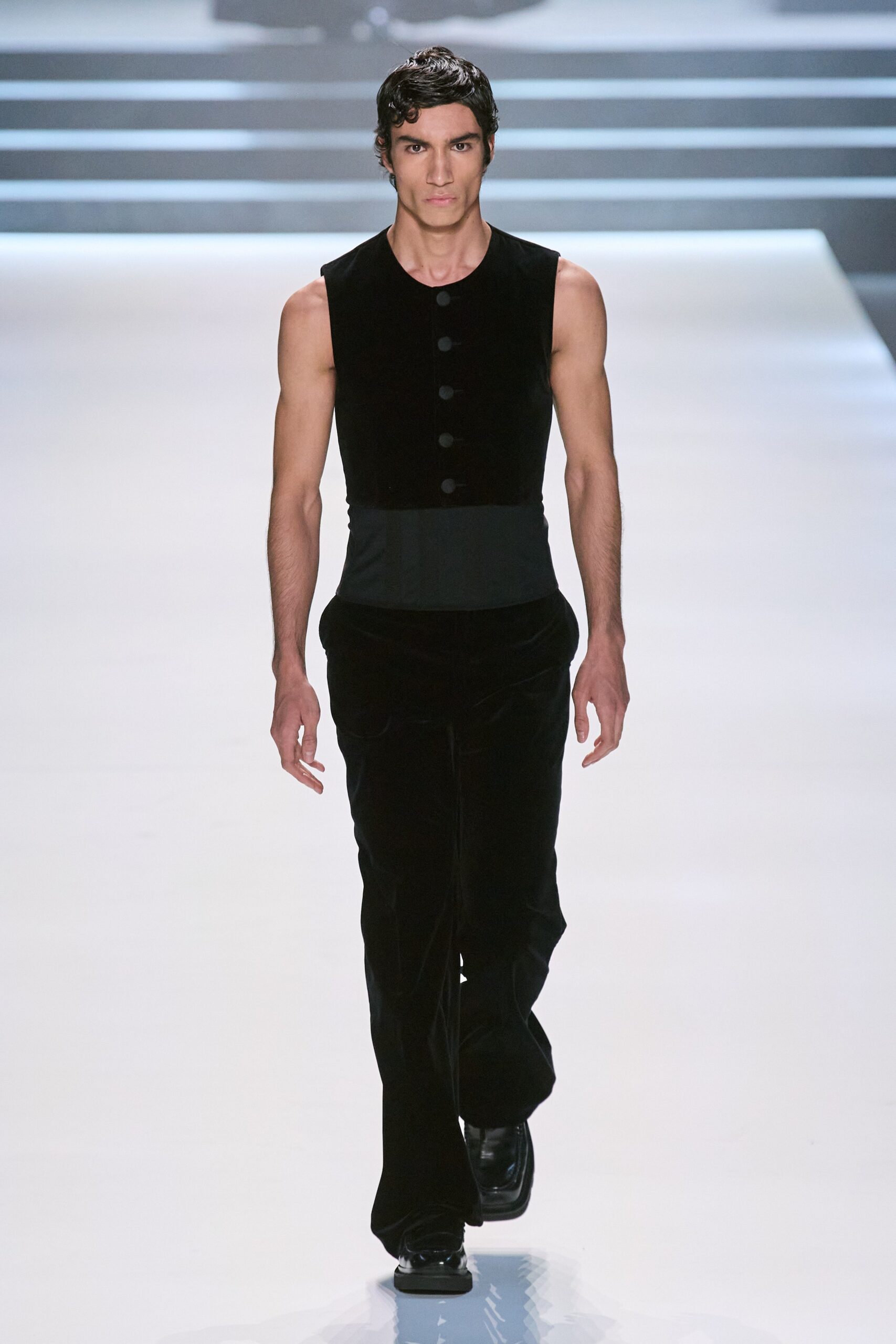 Dolce & Gabbana F/W 23 Menswear Look 2