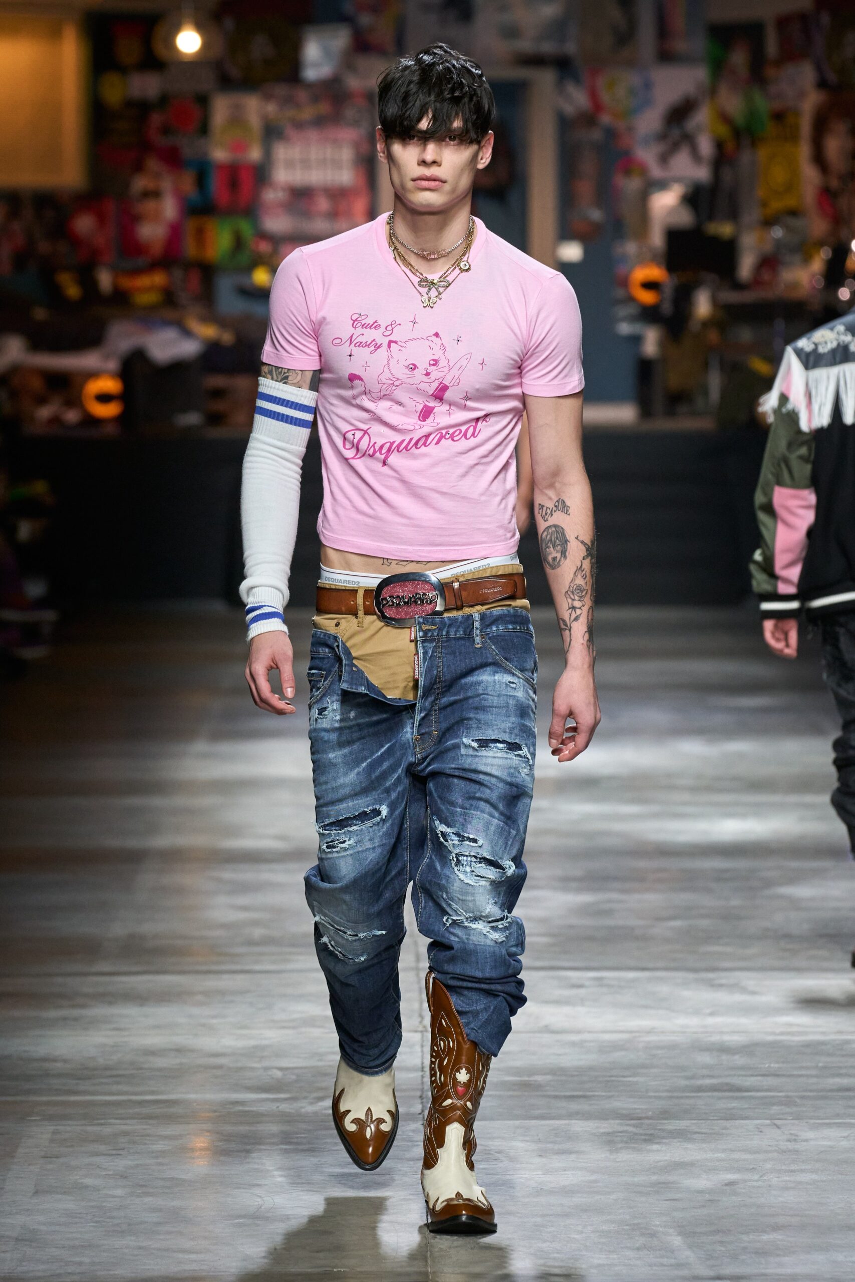 Dsquared2 F/W 23 Menswear Look 2