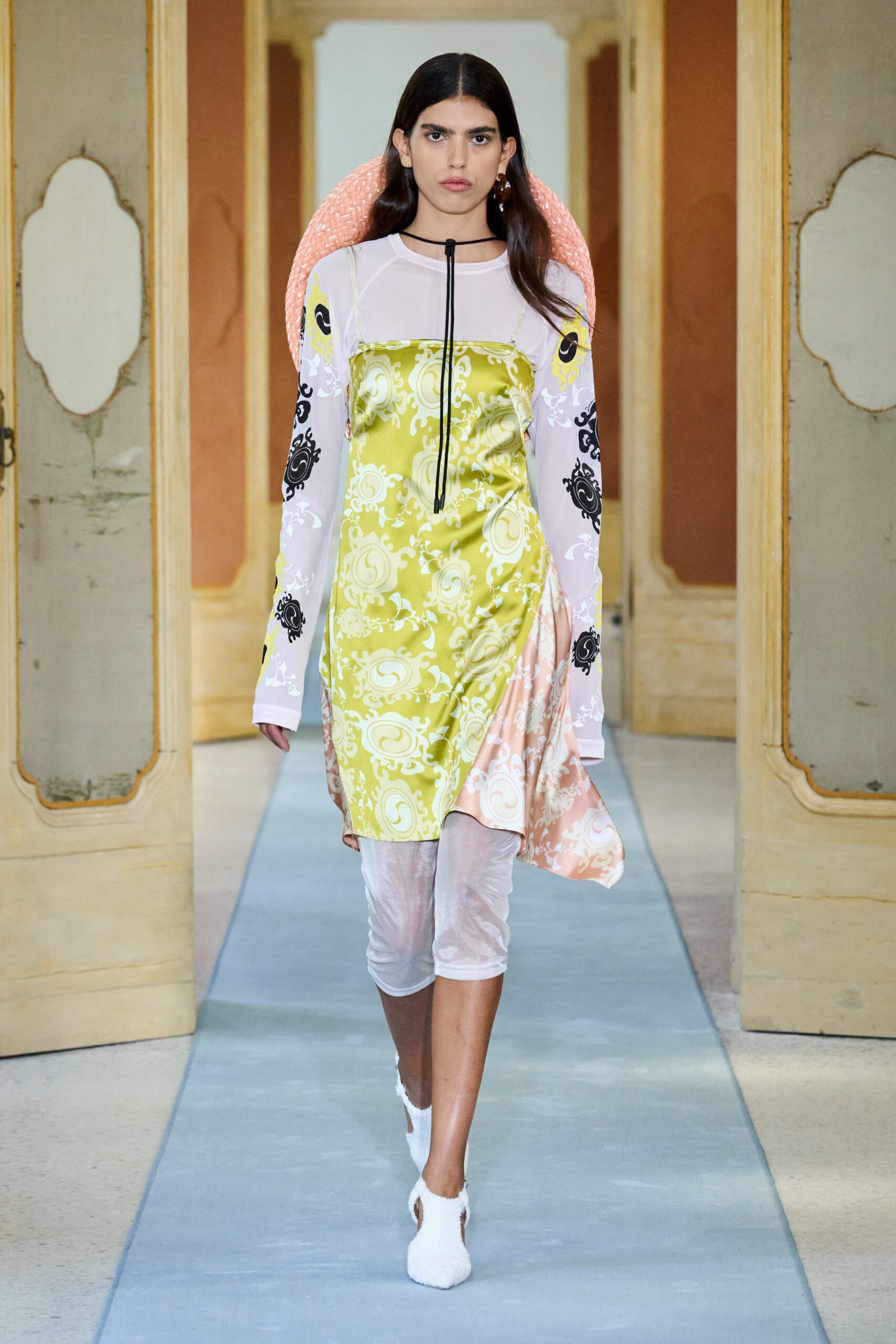 Dsquared2 S/S 23 Look 2