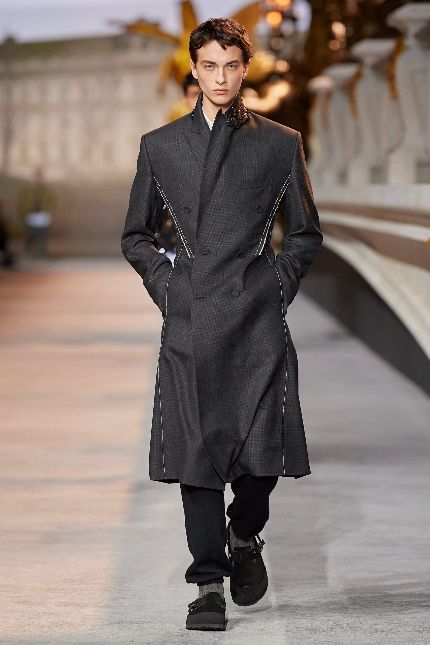 Dior Men F/W 22 Menswear Look 3