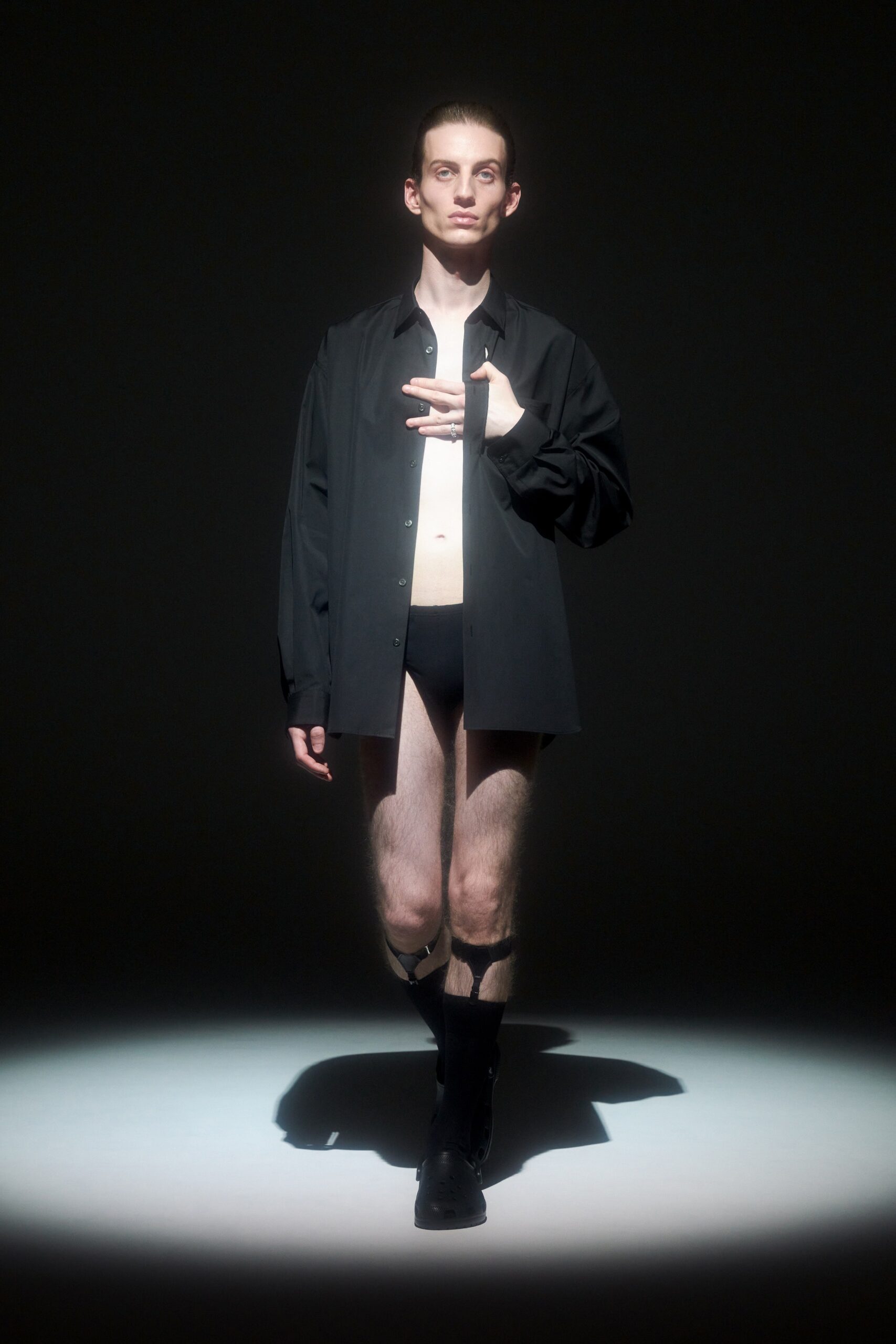 DressedUndressed Tokyo F/W 23 Look 3