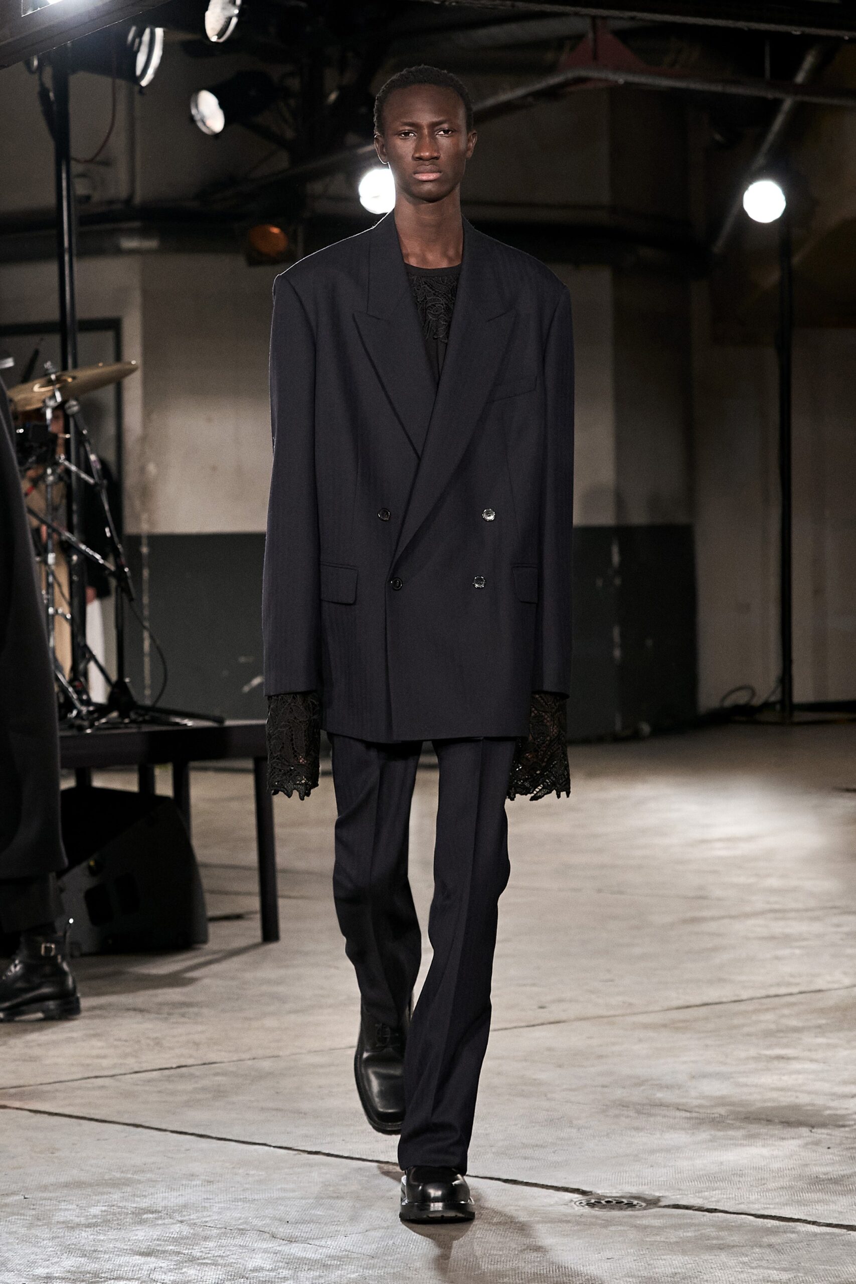Dries Van Noten F/W 23 Menswear Look 3