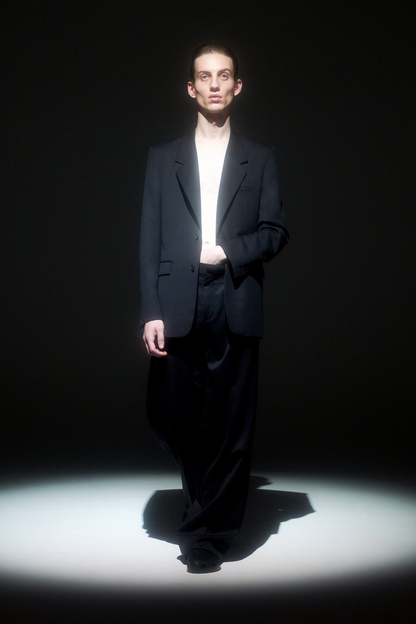 DressedUndressed Tokyo F/W 23 Look 4