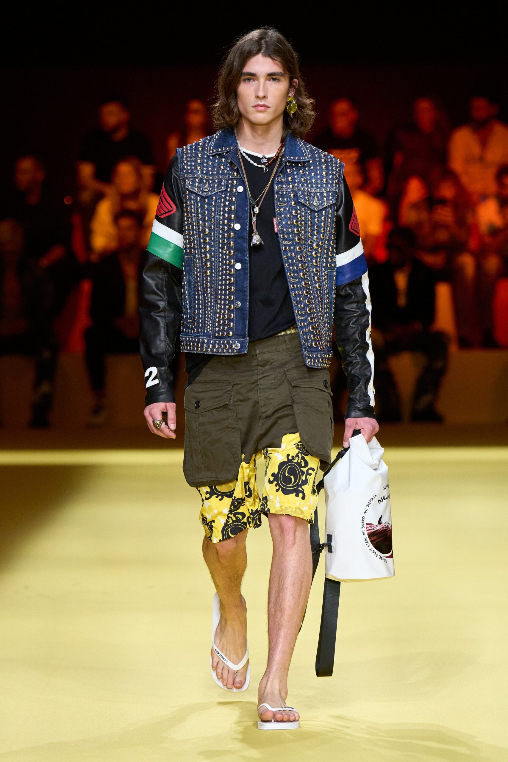 Dsquared2 S/S 23 Menswear Look 4