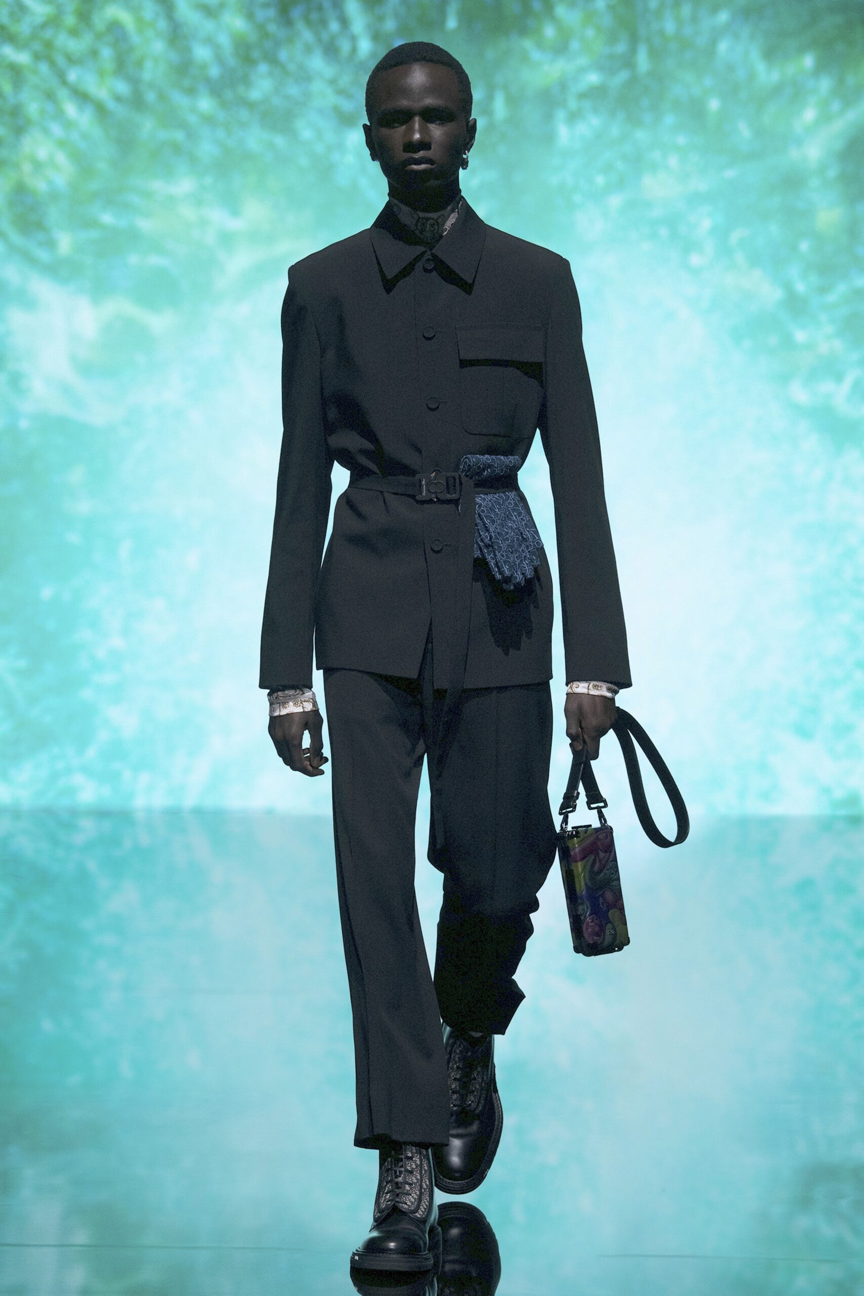 Dior Men F/W 21 Look 5