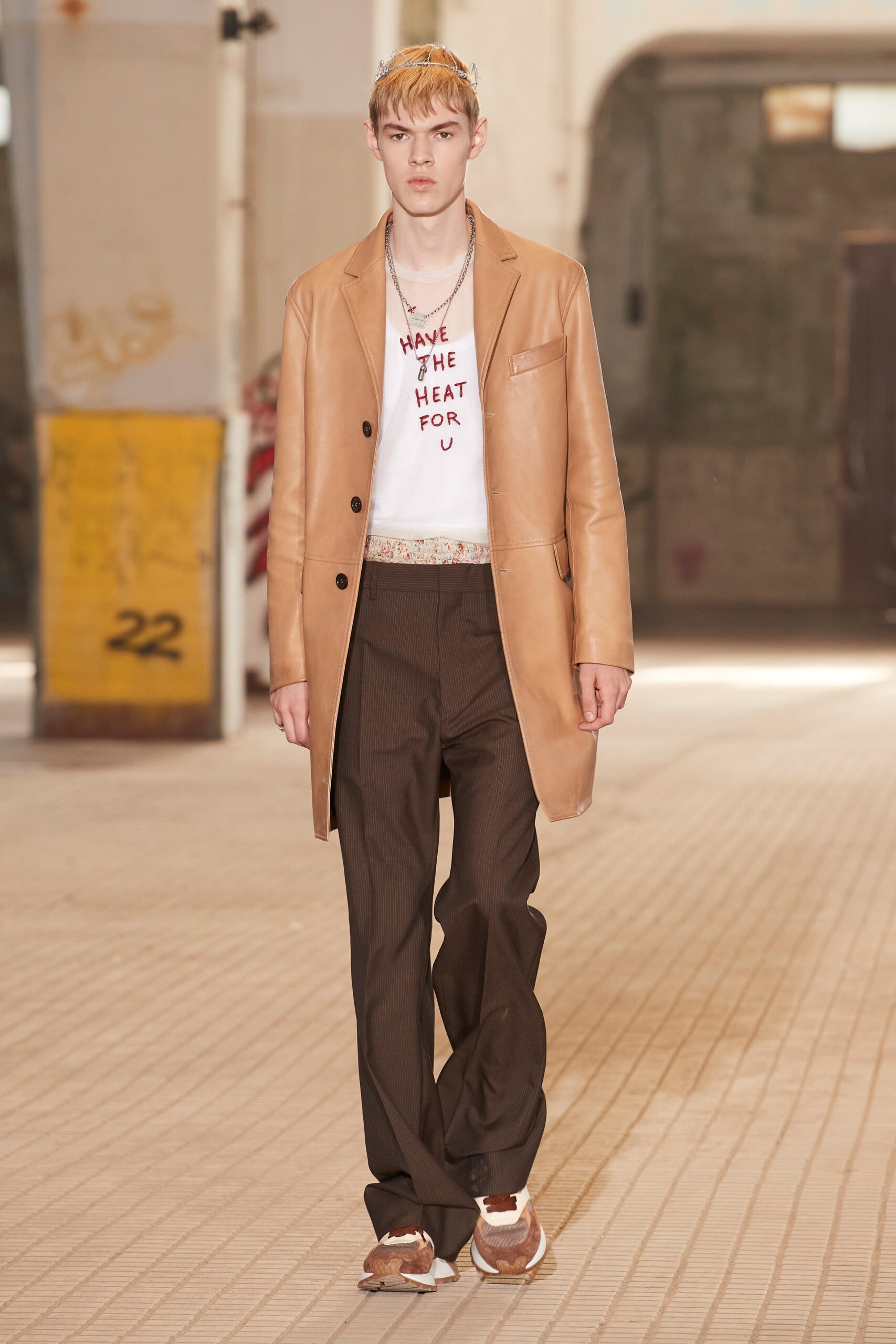 Dsquared2 S/S 22 Menswear Look 5