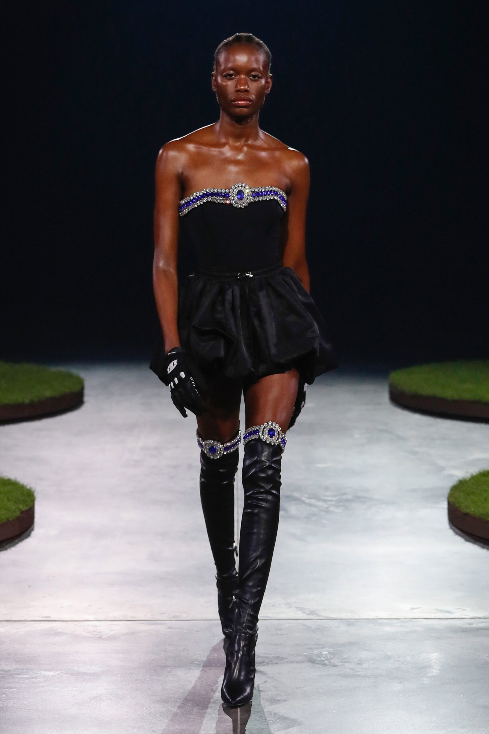 David Koma F/W 22 Look 17