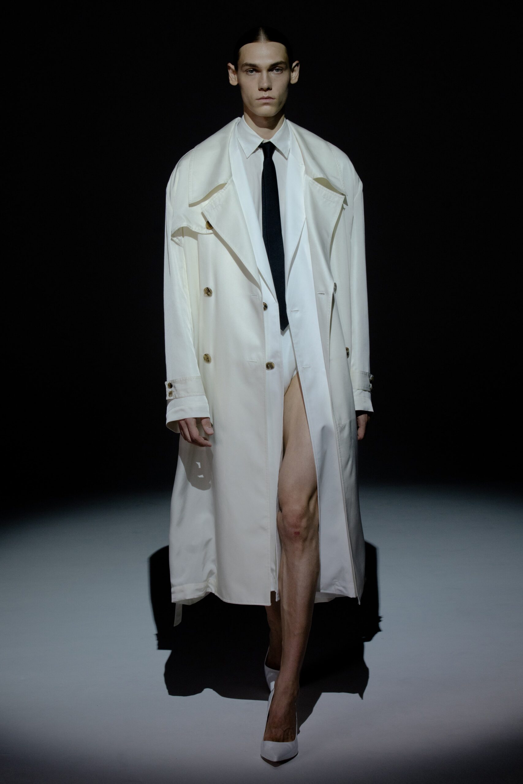 DressedUndressed Tokyo S/S 21 Look 3
