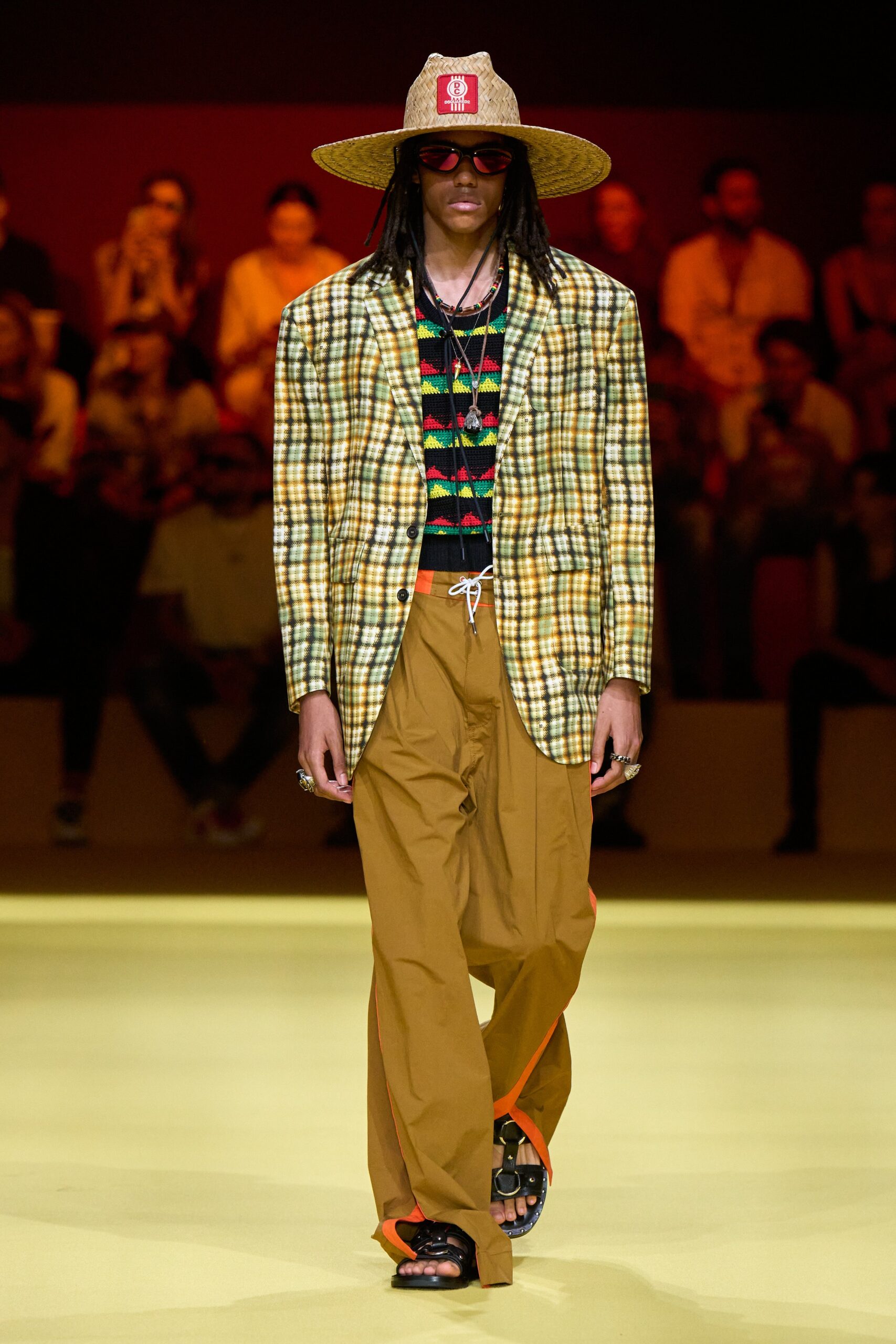 Dsquared2 S/S 23 Menswear Look 6