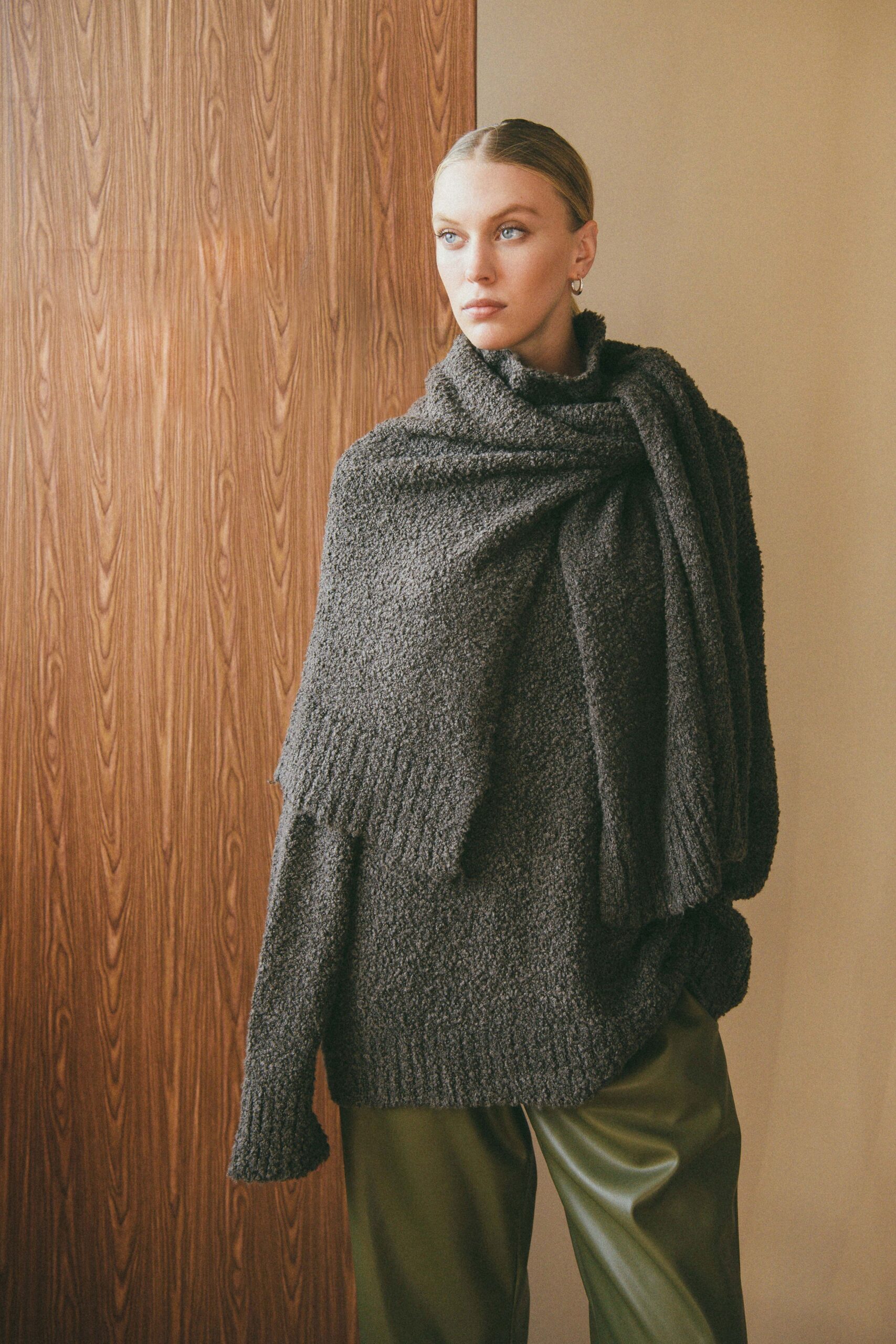 Deveaux F/W 21 Look 7