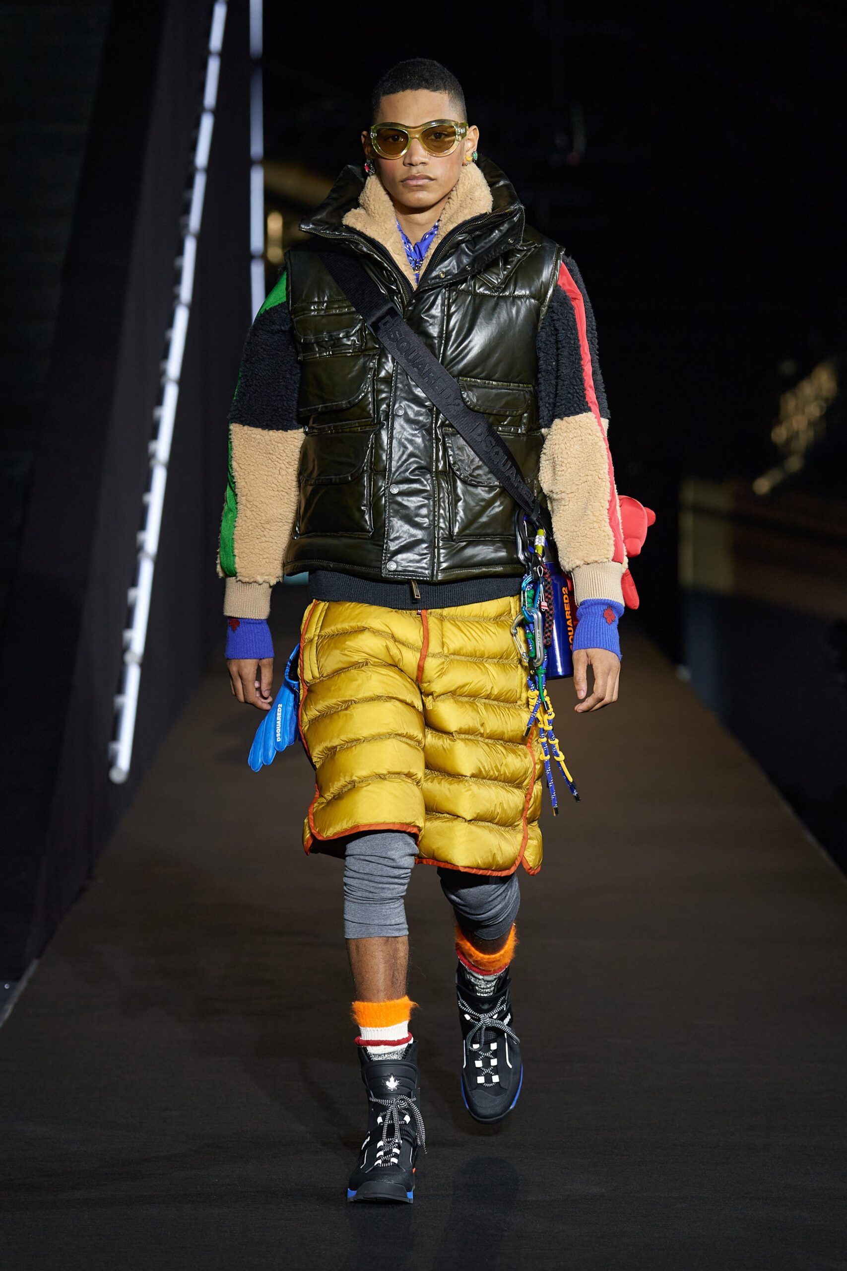 Dsquared2 F/W 22 Menswear Look 7