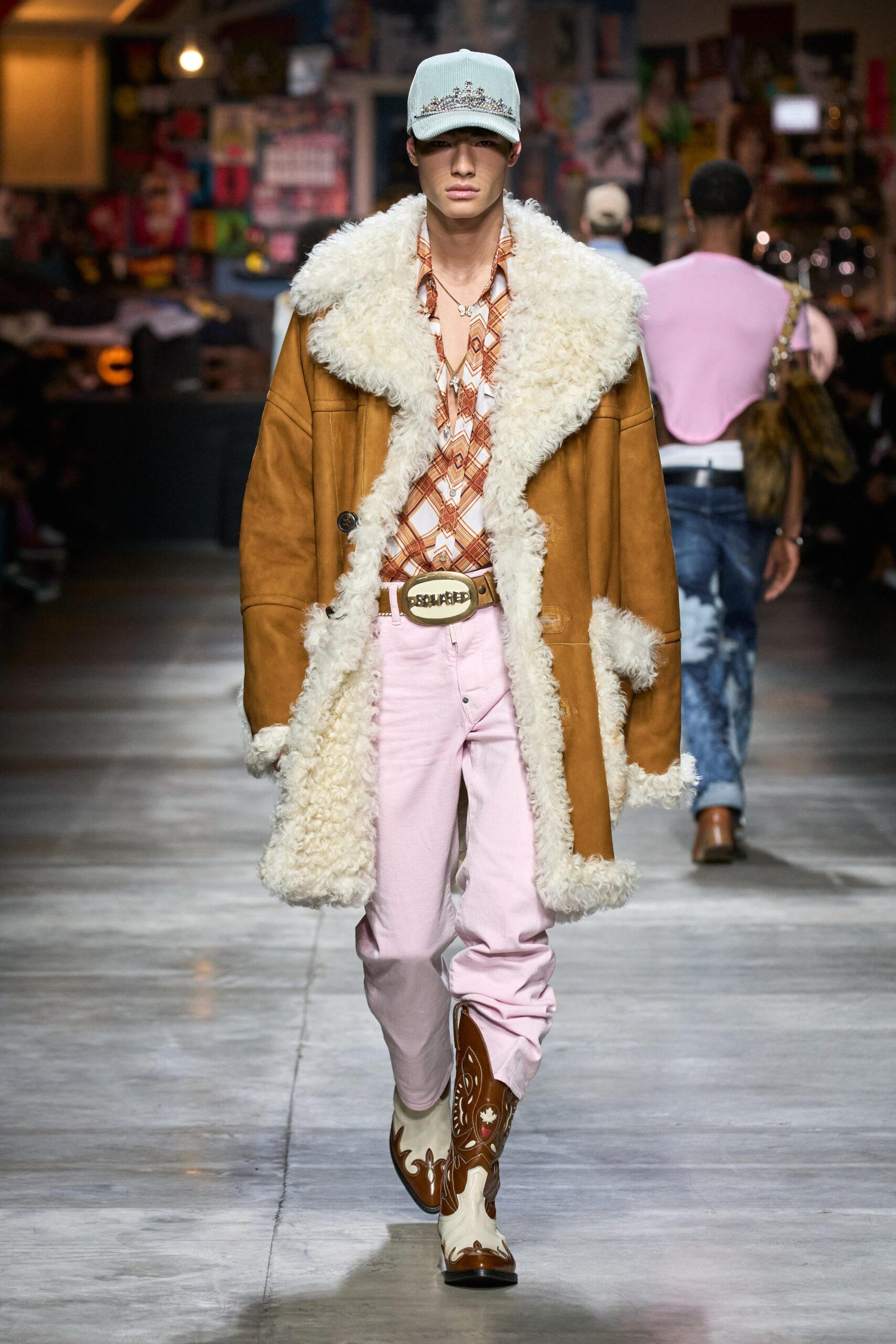 Dsquared2 F/W 23 Menswear Look 7