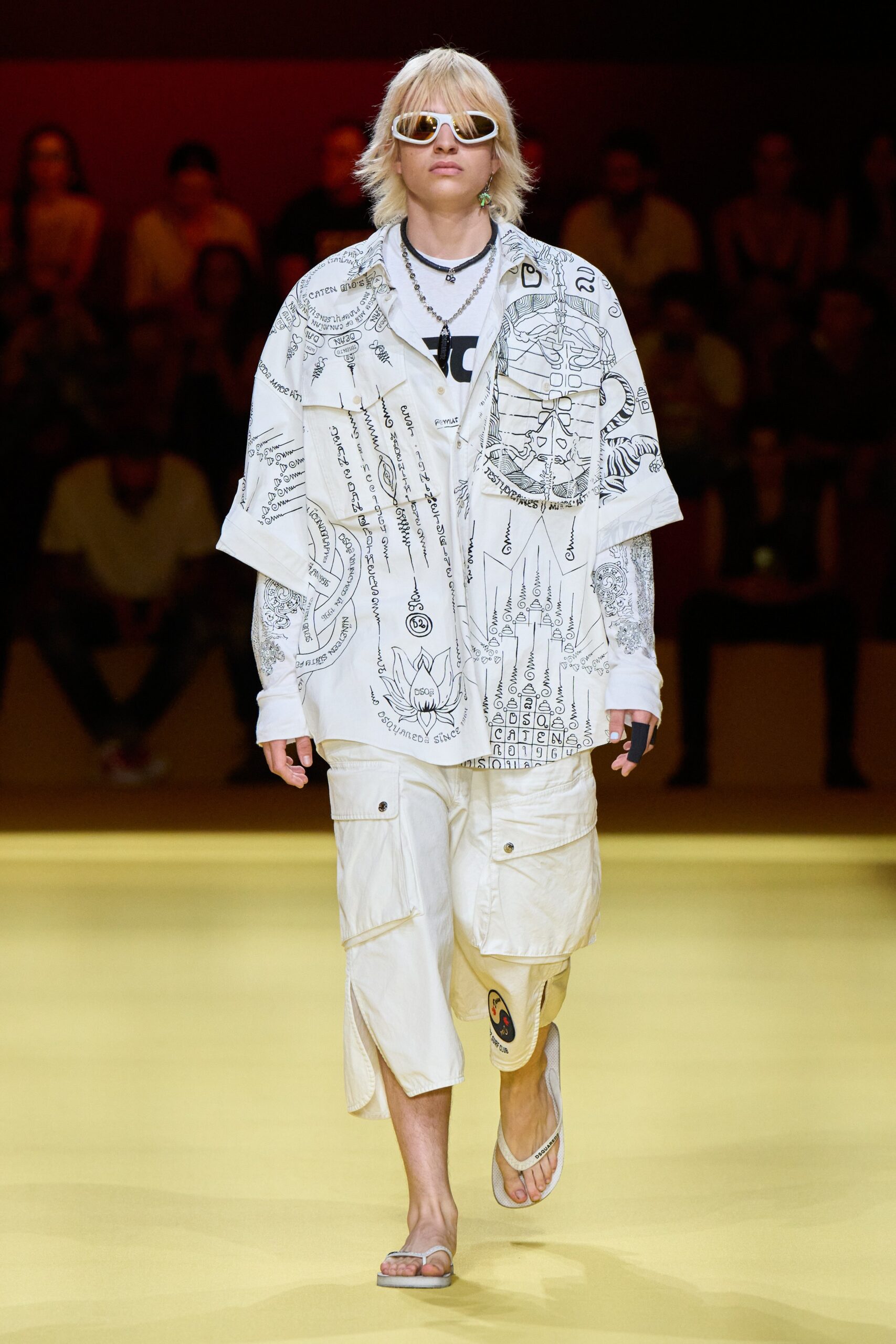 Dsquared2 S/S 23 Menswear Look 7