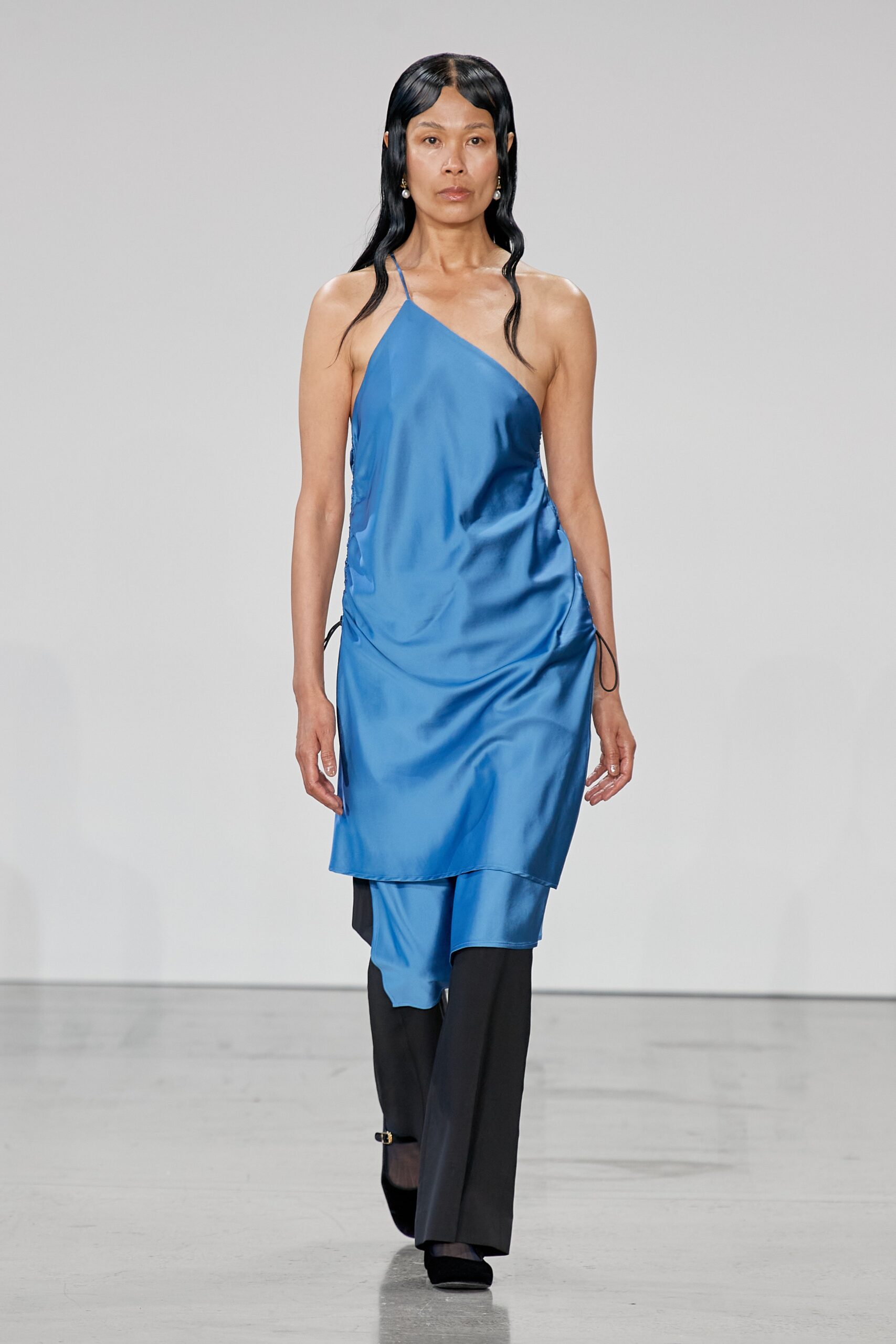 Deveaux S/S 23 Look 8