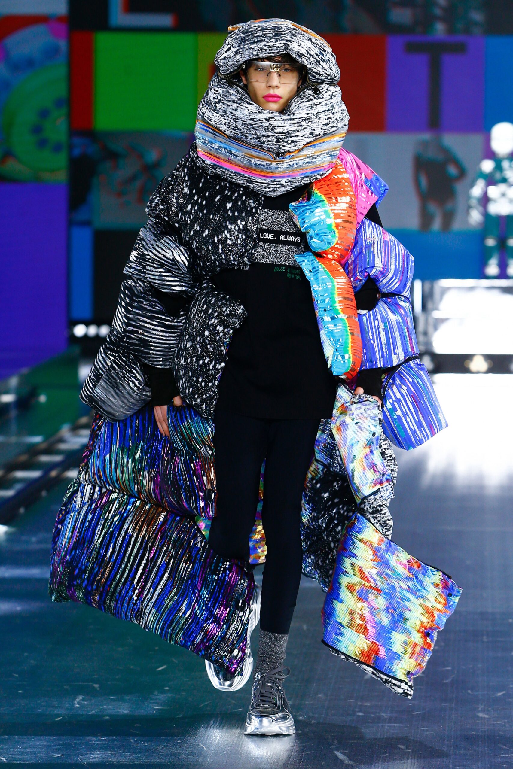 Dolce & Gabbana F/W 21 Look 7