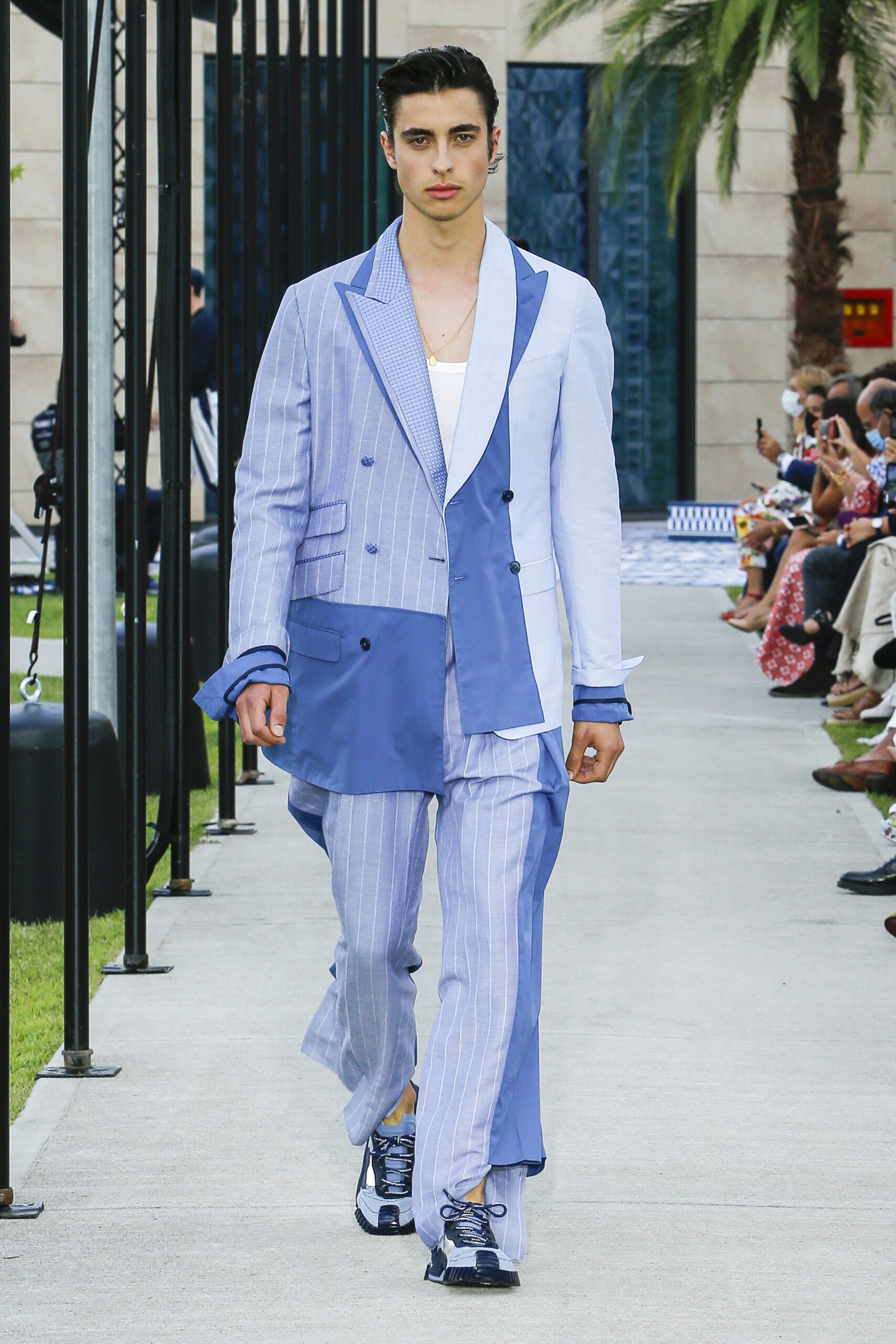 Dolce & Gabbana S/S 21 Menswear Look 9
