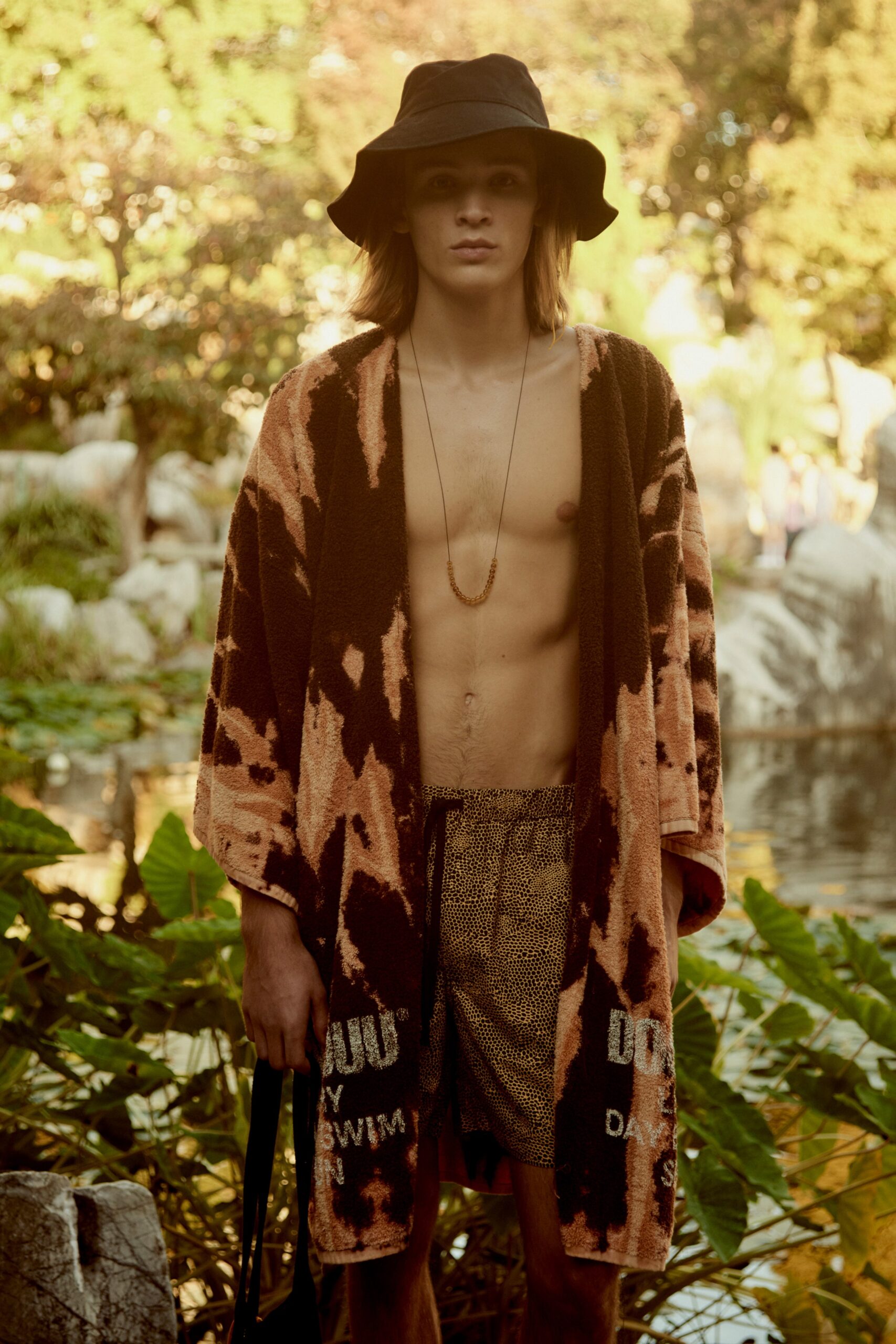 Double Rainbouu Australia Resort 20 Look 9