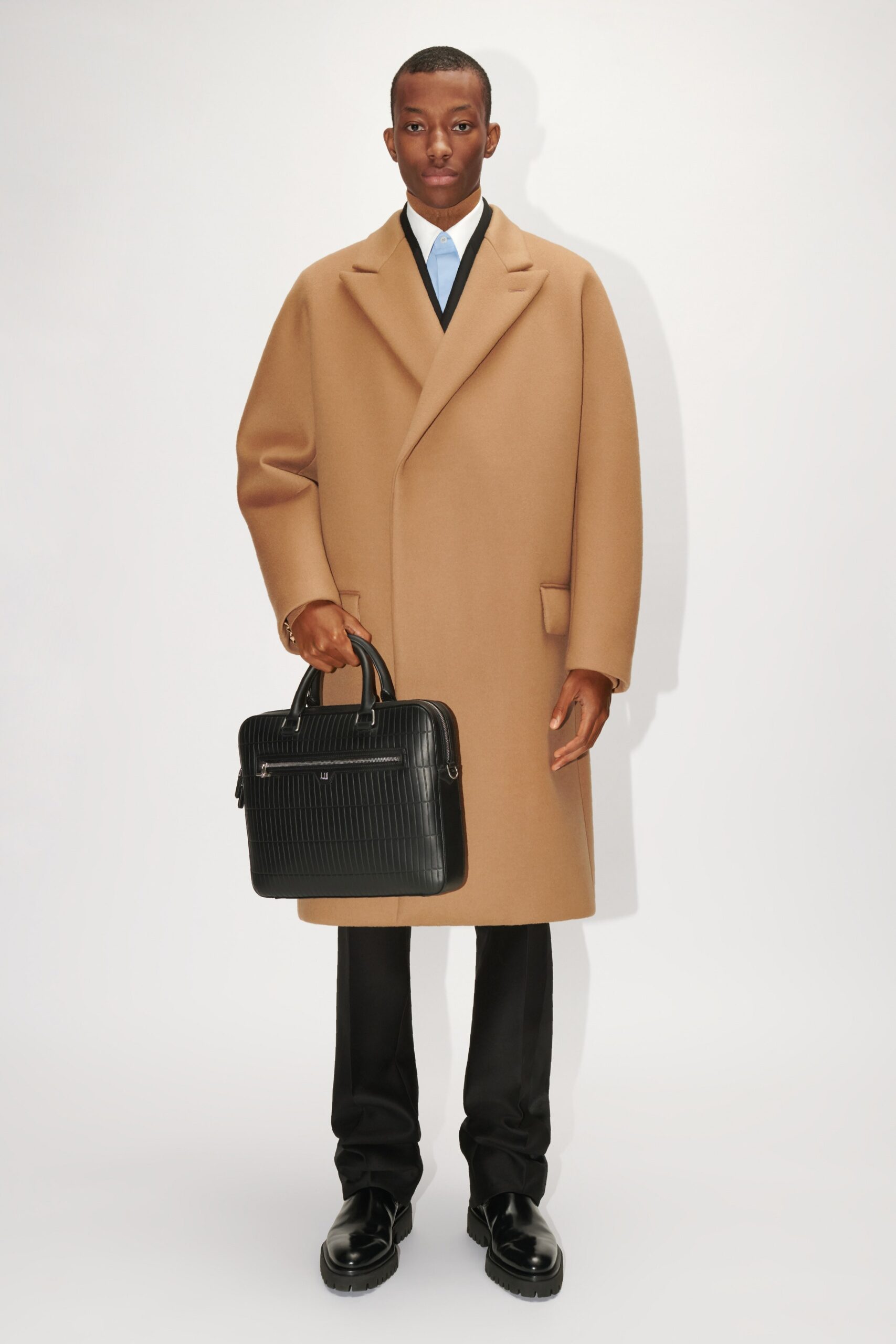 Dunhill F/W 22 Menswear Look 9