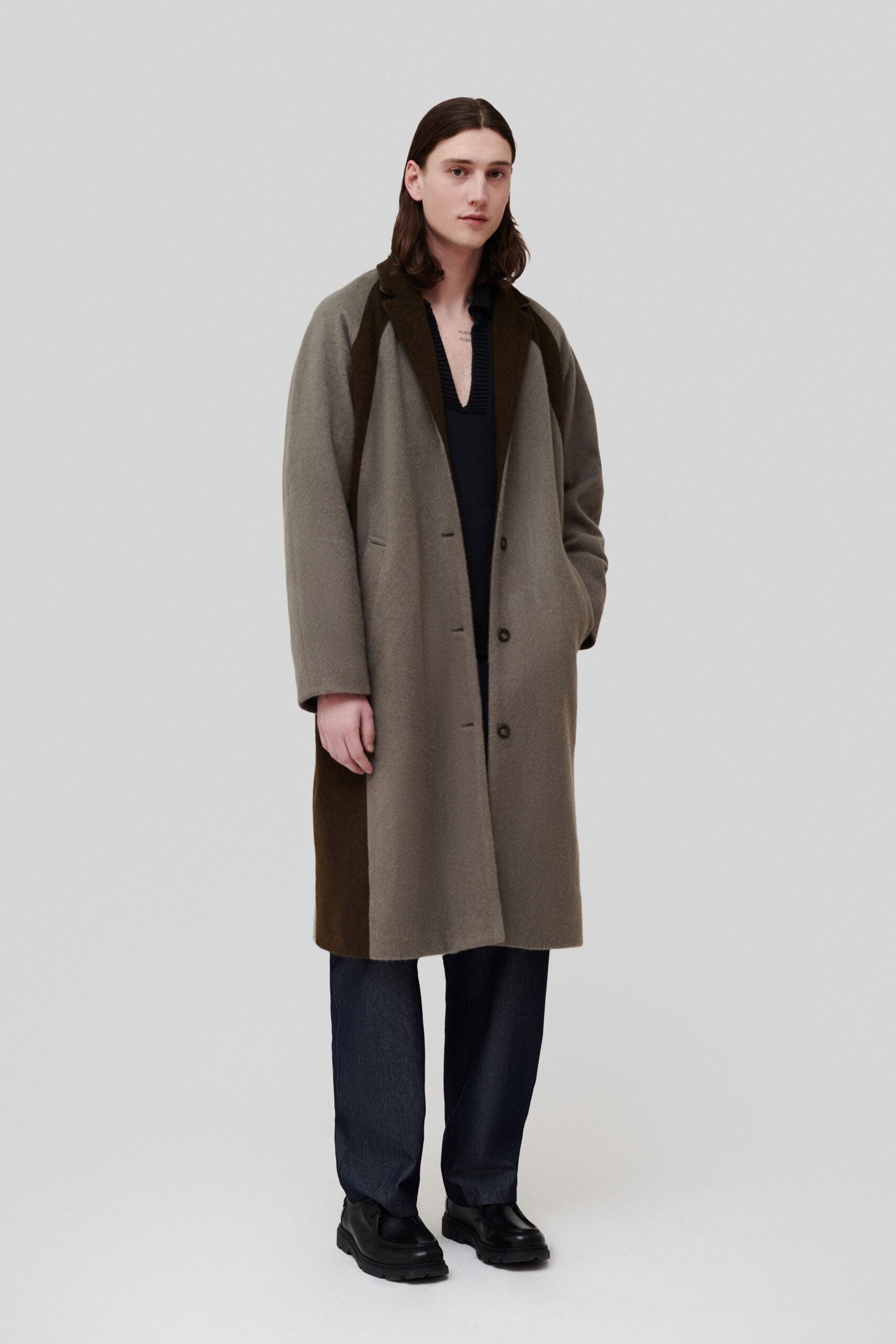 Deveaux F/W 23 Menswear Look 8