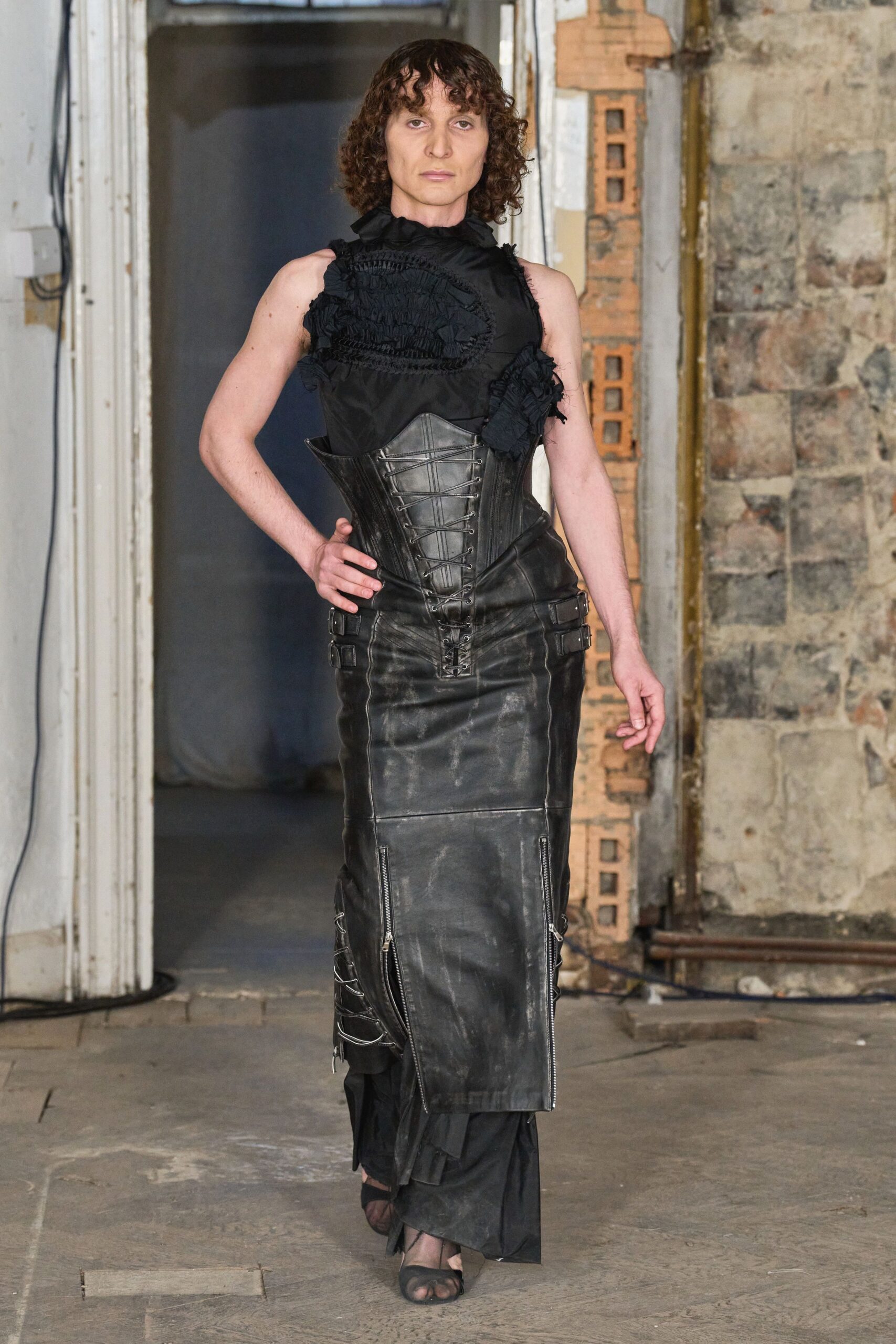 Dilara Findikoglu S/S 23 Look 9