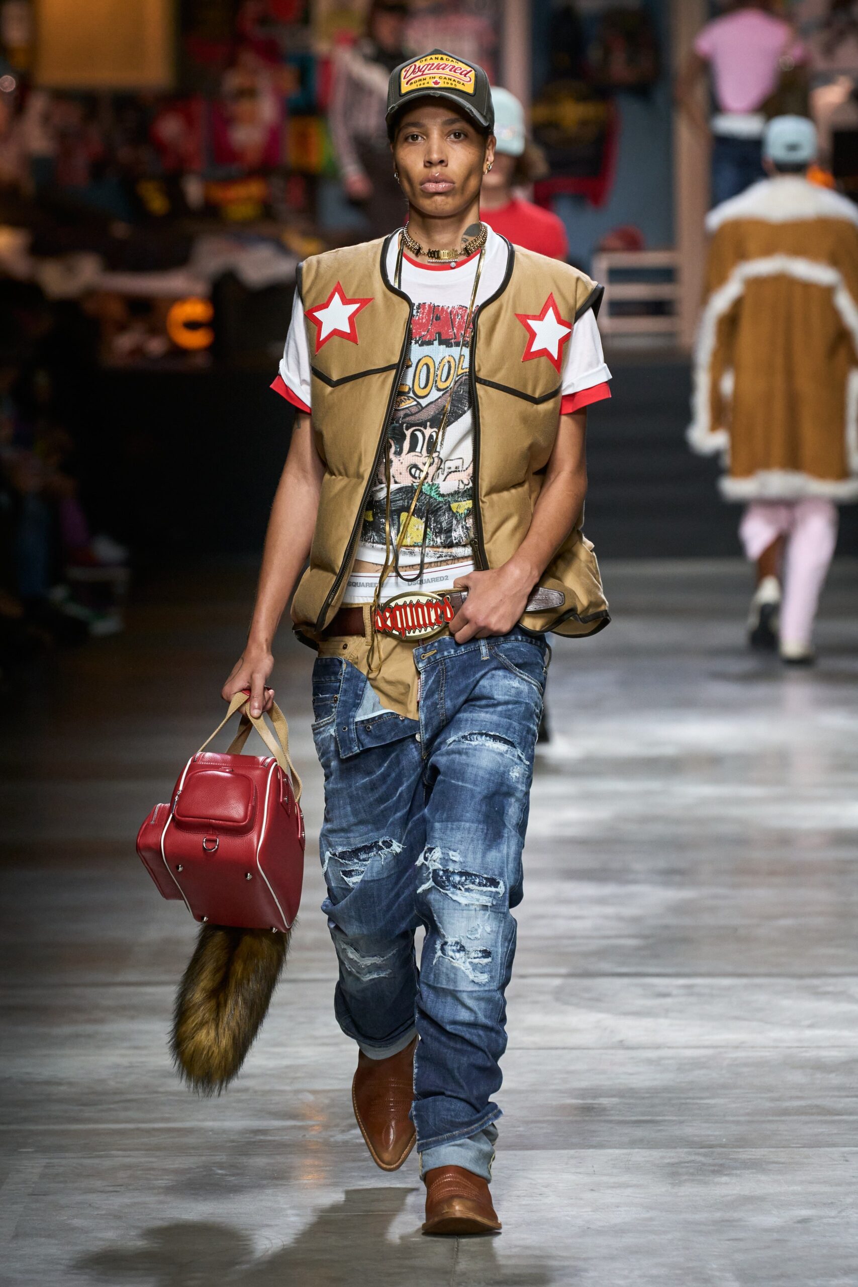 Dsquared2 F/W 23 Menswear Look 9
