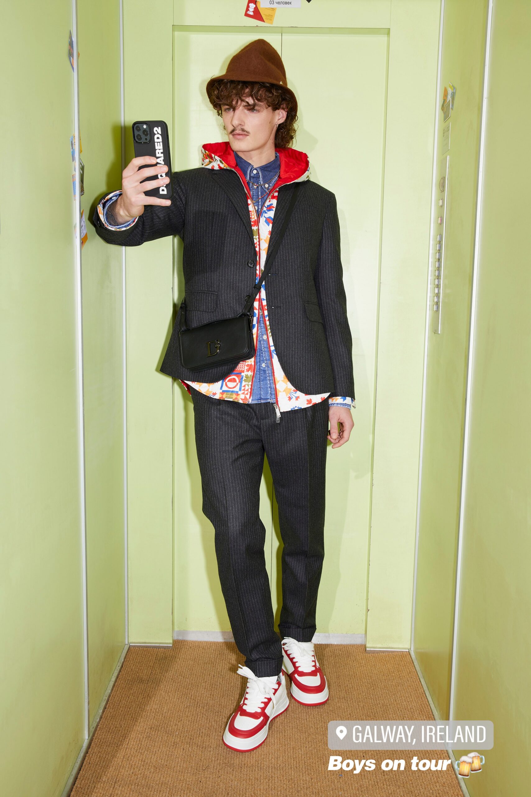 Dsquared2 F/W 22 Look 10