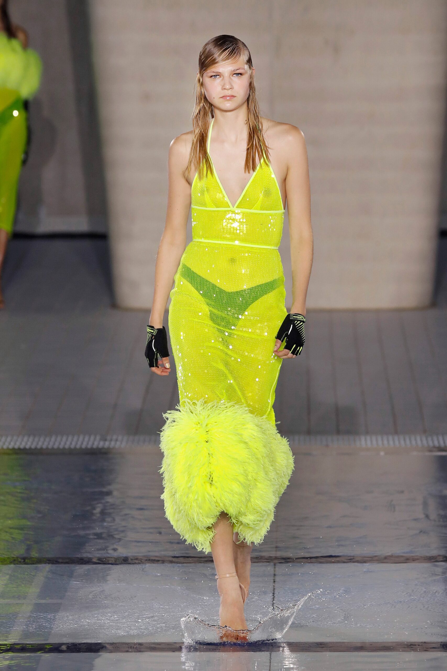 David Koma S/S 22 Look 37