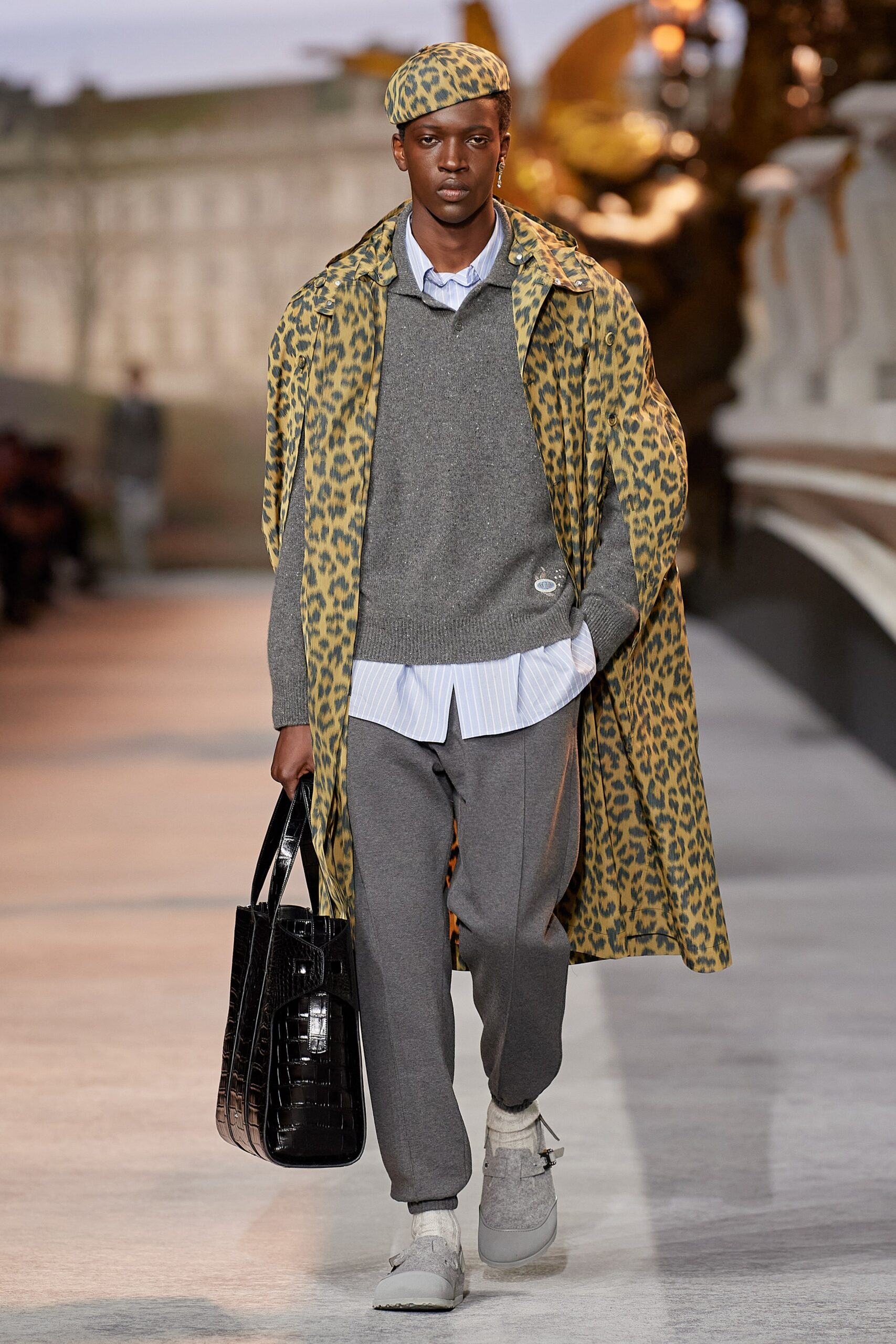 Dior Men F/W 22 Menswear Look 10
